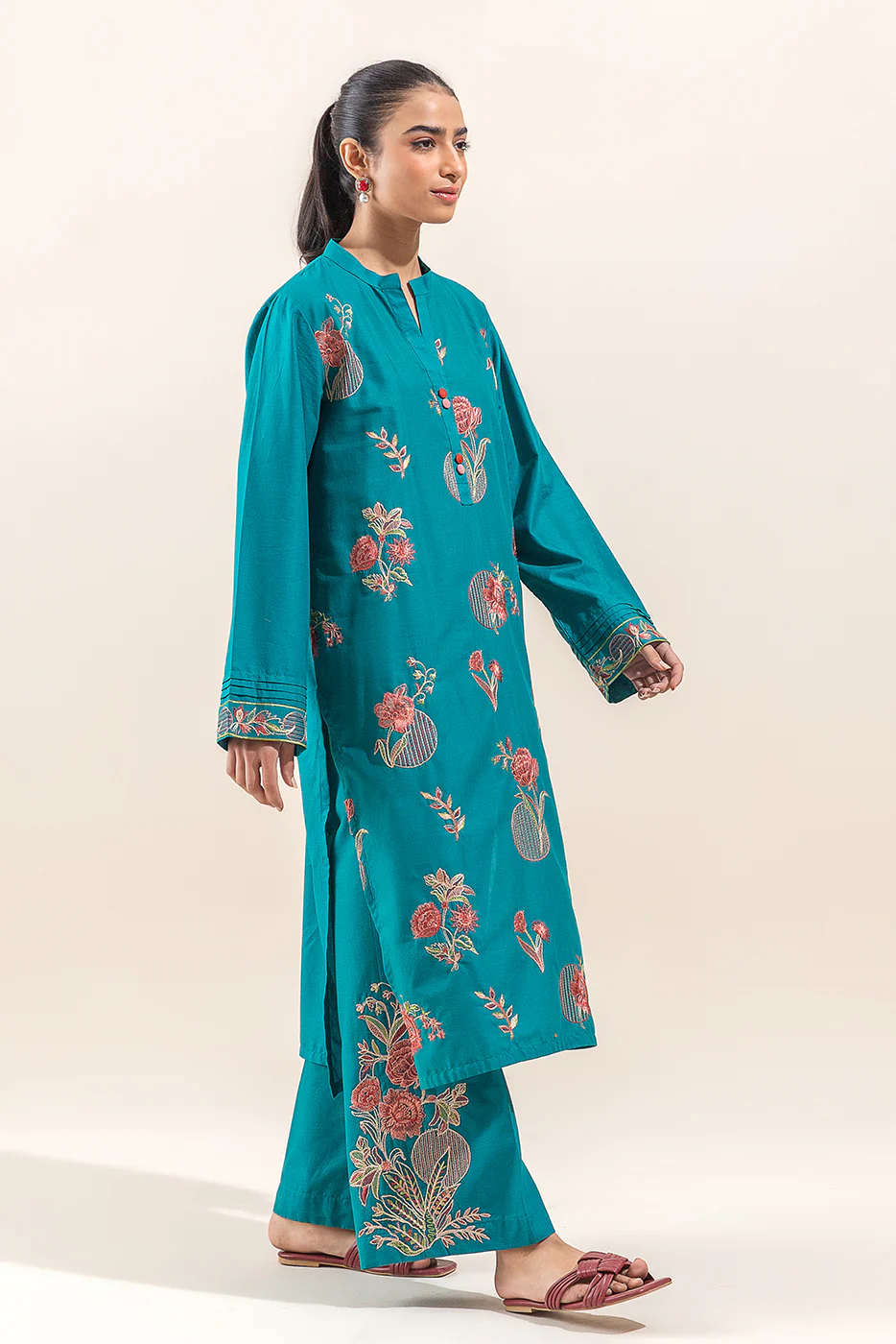 2 PIECE EMBROIDERED LAWN SUIT-CRYSTAL LAKE (UNSTITCHED) - Image 6