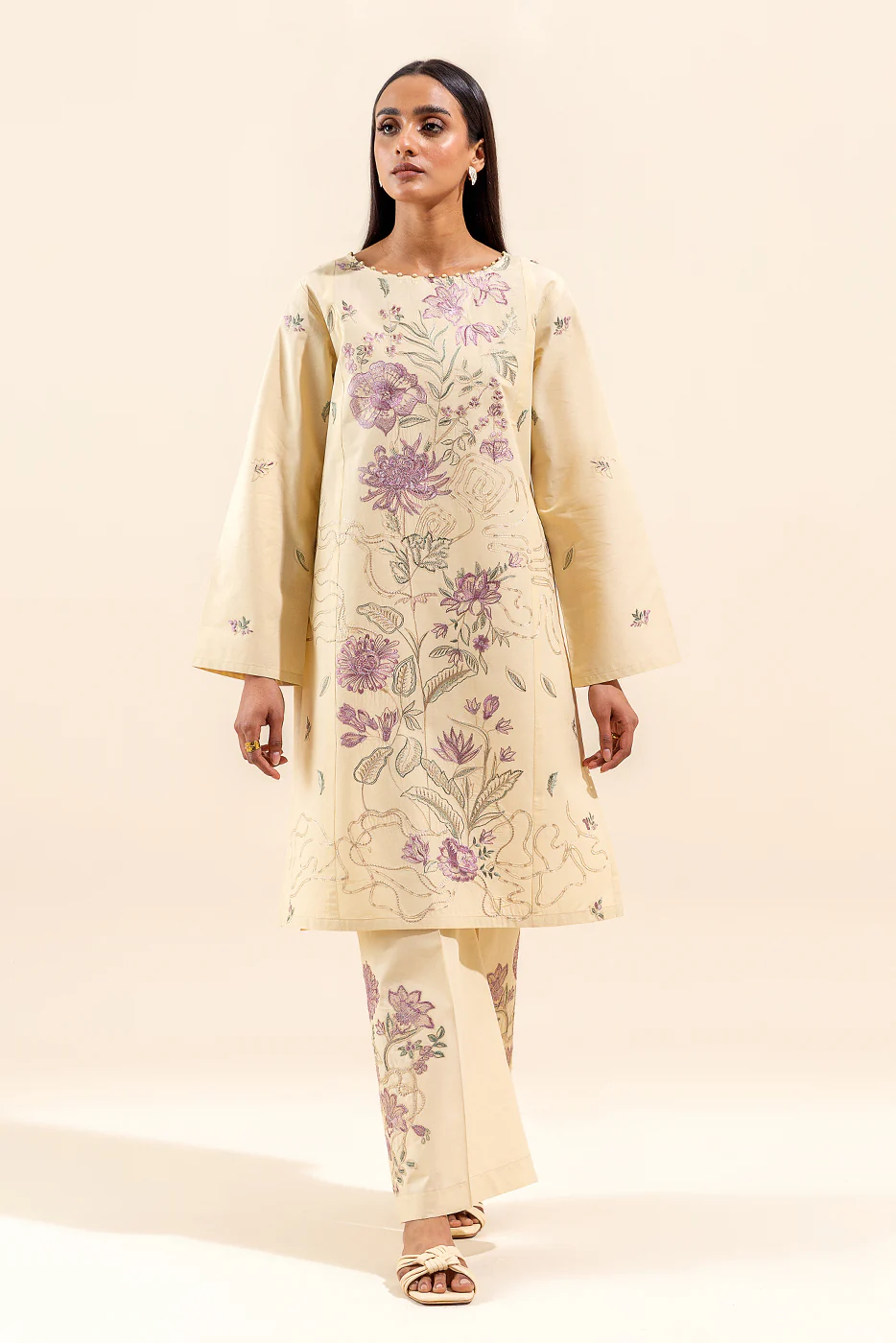2 PIECE EMBROIDERED LAWN SUIT-DIVINE AURA (UNSTITCHED) - Image 2