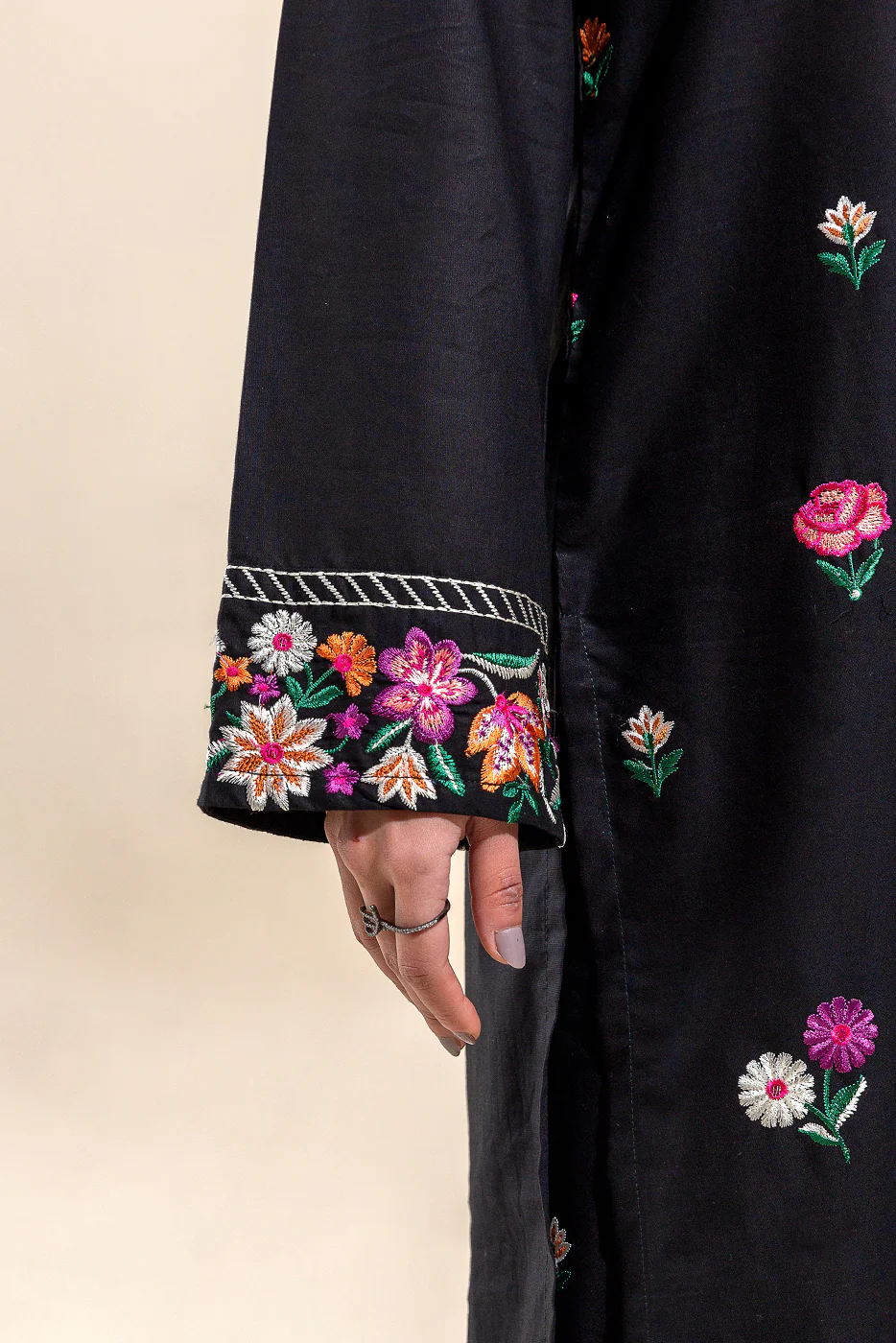 2 PIECE EMBROIDERED LAWN SUIT-SABLE INK (UNSTITCHED) - Image 3