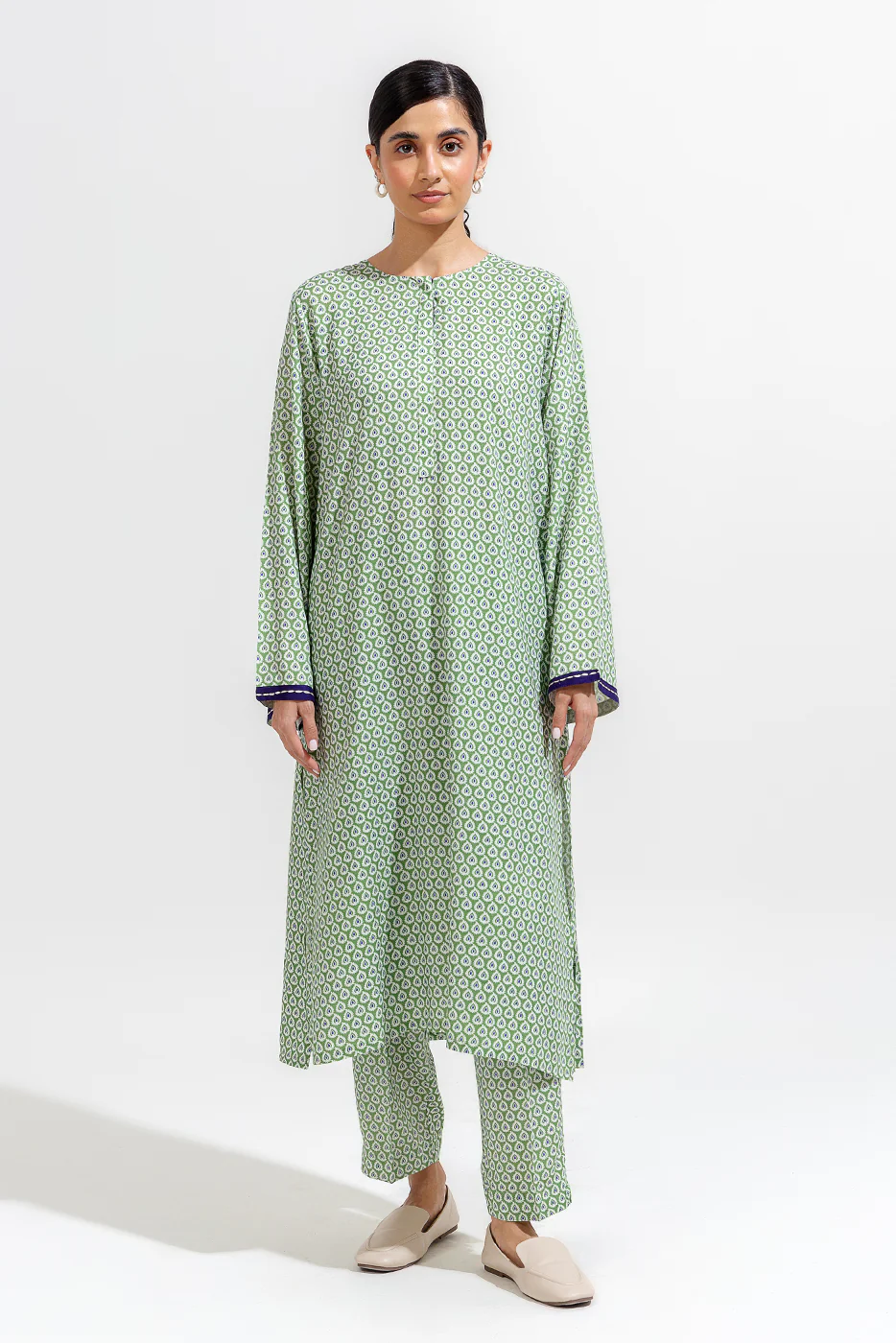 2 PIECE PRINTED VISCOSE SUIT (PRET) - Image 2