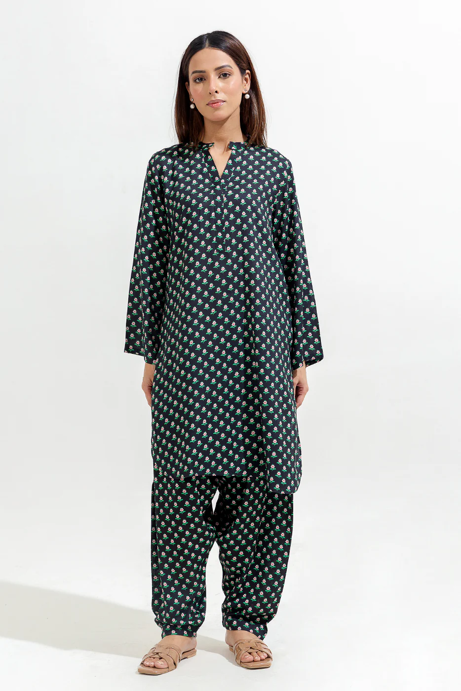 2 PIECE PRINTED VISCOSE SUIT (PRET) - Image 6
