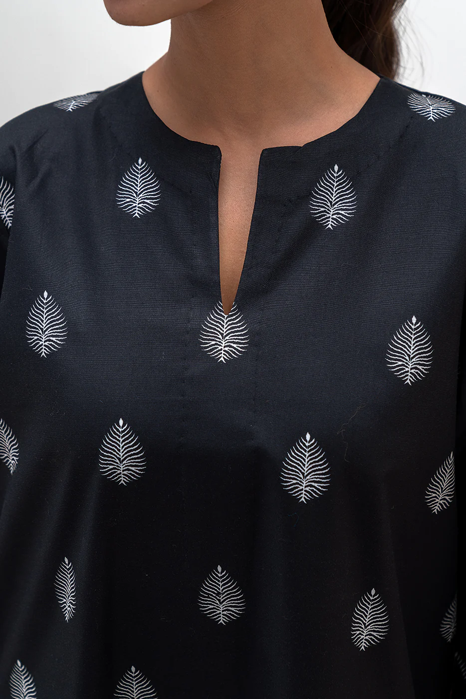 PRINTED CAMBRIC SHIRT (PRET) - Image 4
