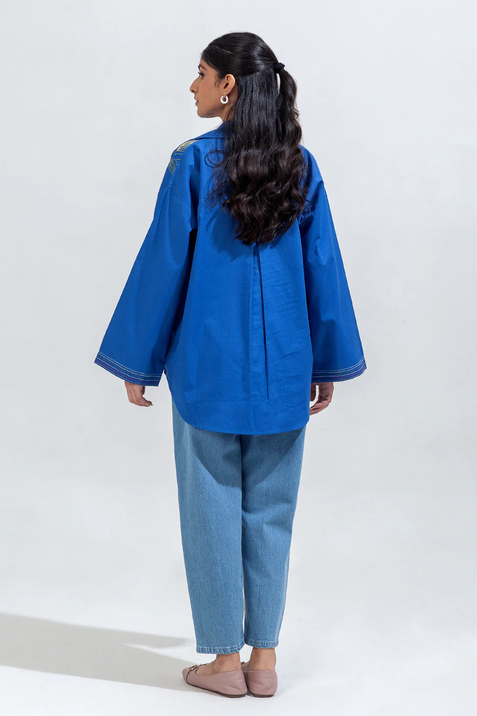 EMBROIDERED CAMBRIC TOP (PRET) - Image 5