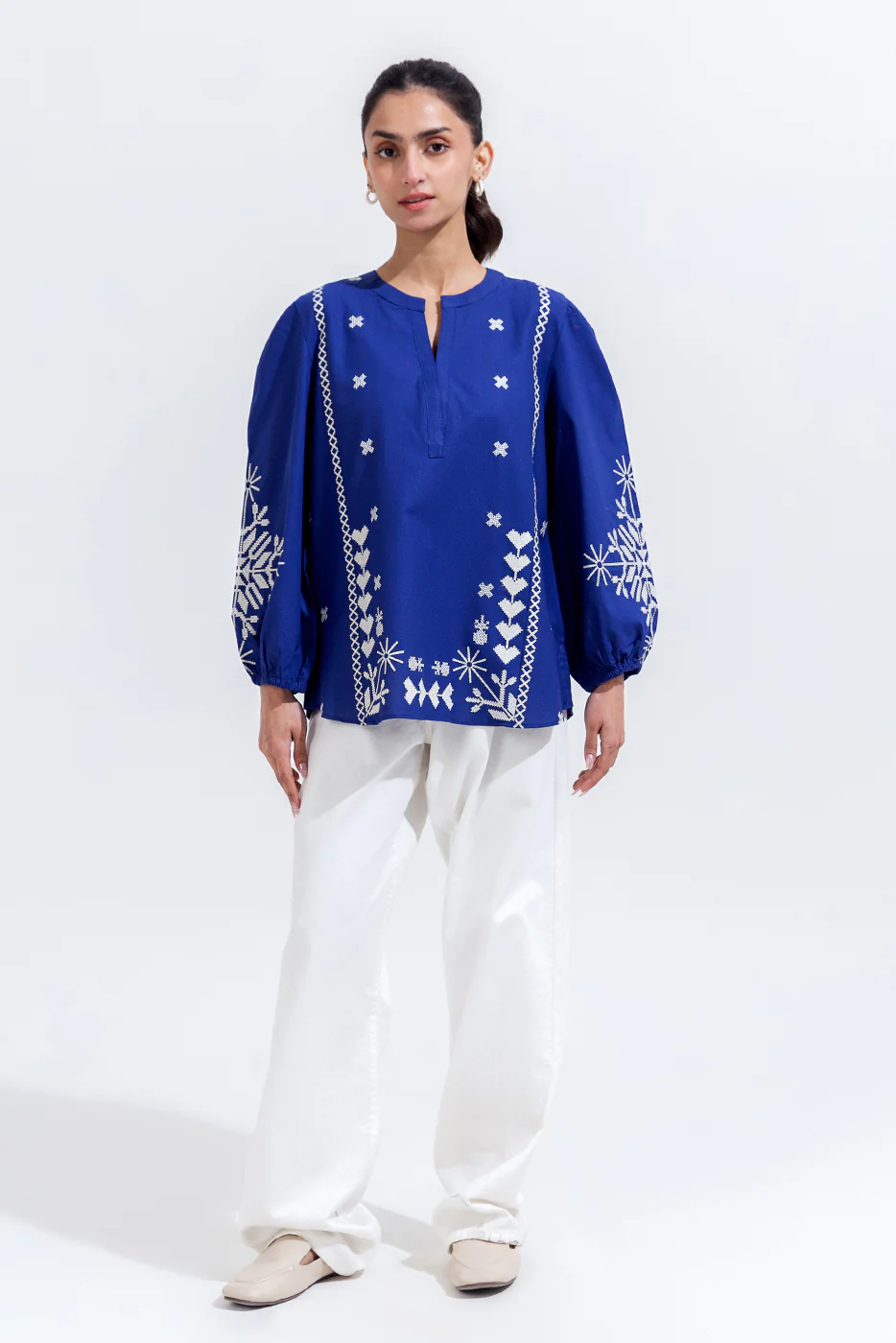 EMBROIDERED CAMBRIC TOP (PRET) - Image 2