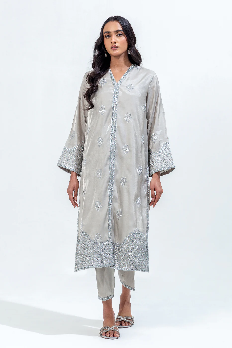2 PIECE EMBROIDERED SILK SUIT (LUXURY-PRET) - Image 6
