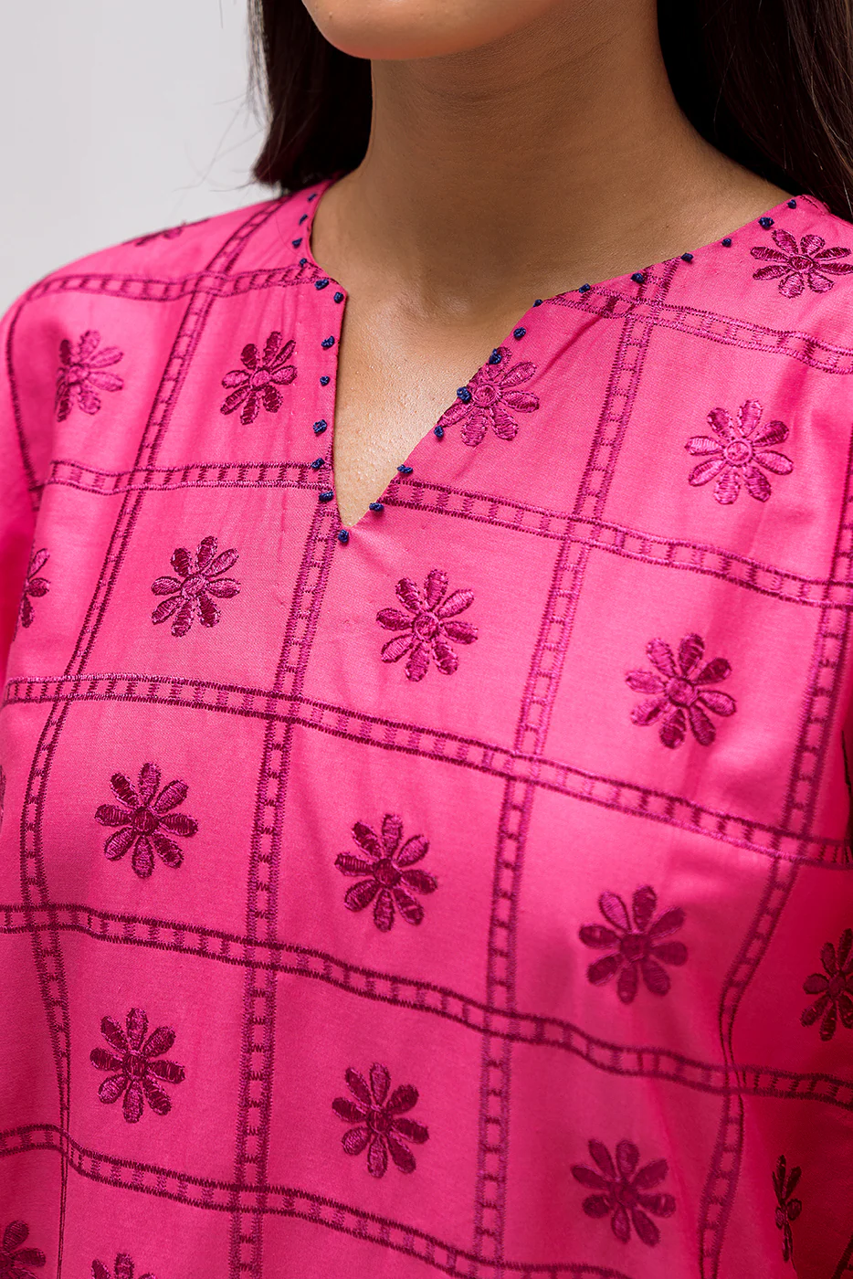 2 PIECE EMBROIDERED CAMBRIC SUIT (PRET) - Image 4