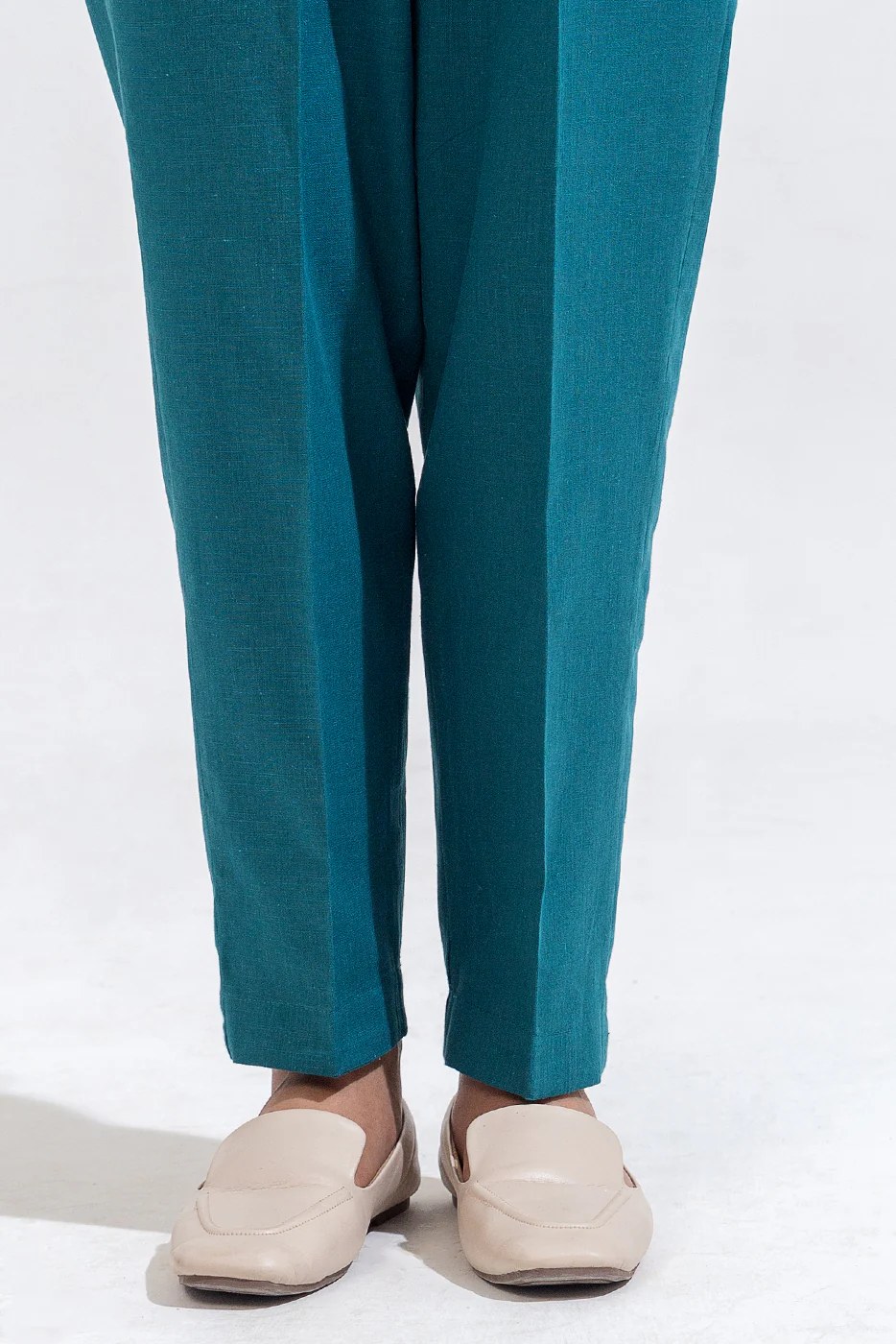 2 PIECE EMBROIDERED KHADDAR SUIT (PRET) - Image 6