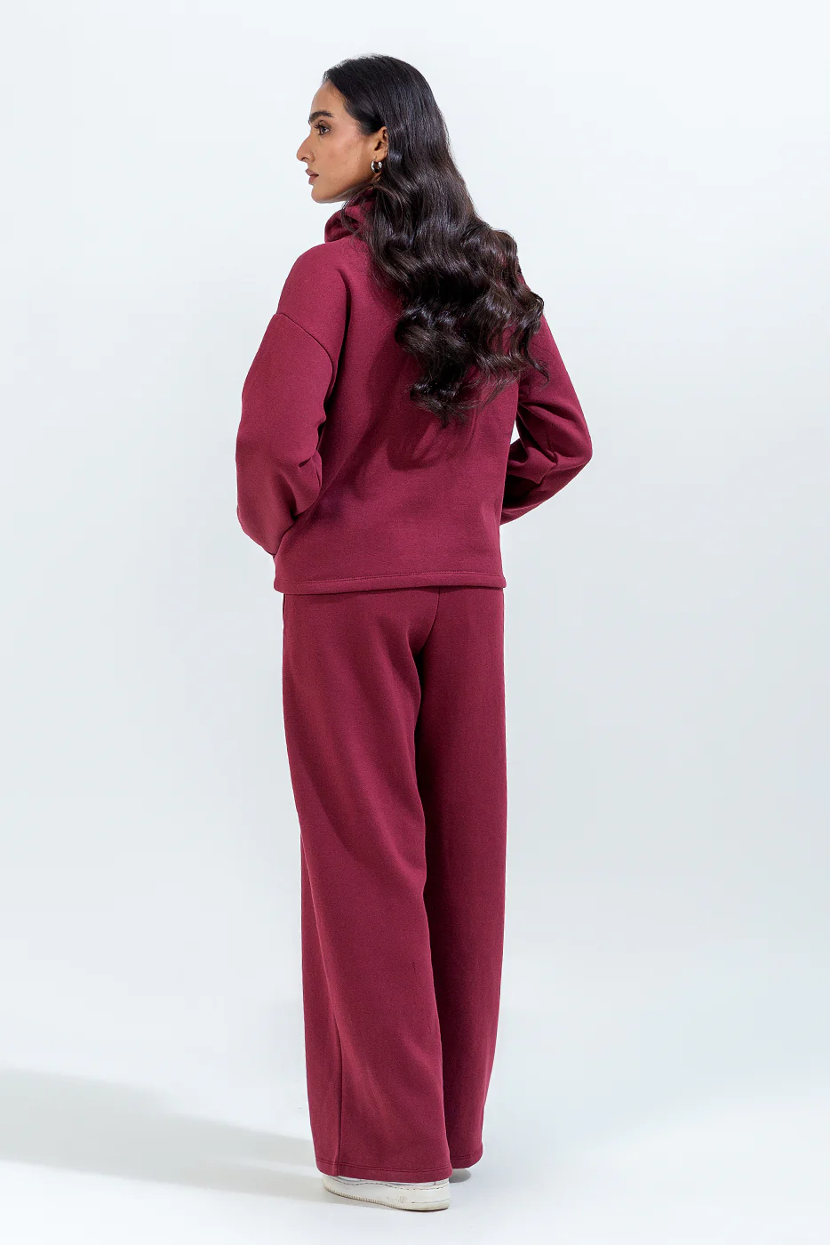 CROPPED GRAPHIC HOODIE - Image 2