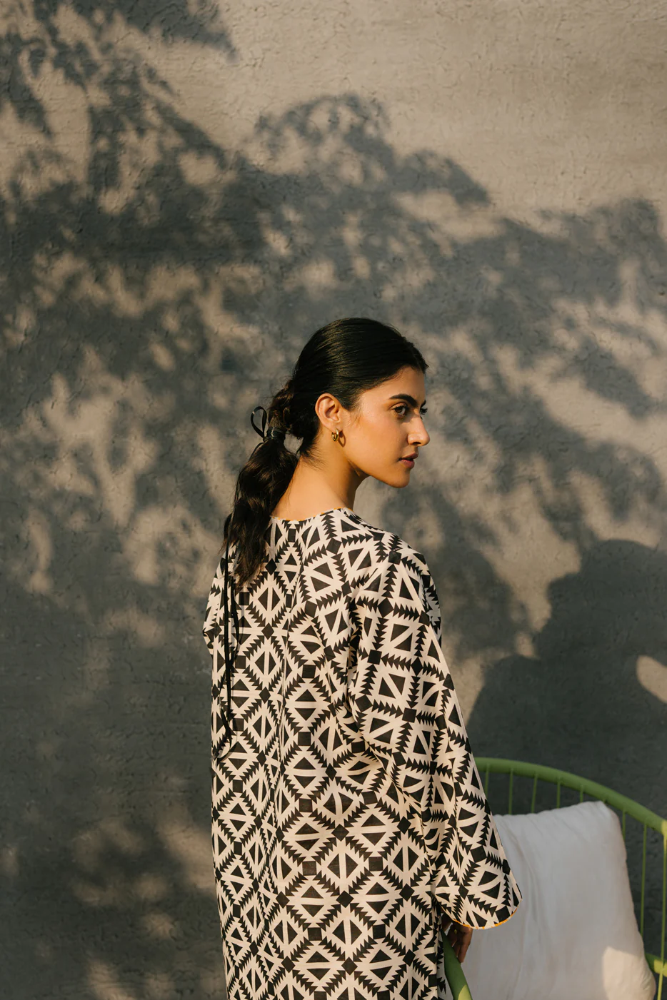 2 PIECE PRINTED KHADDAR SUIT (PRET) - Image 2