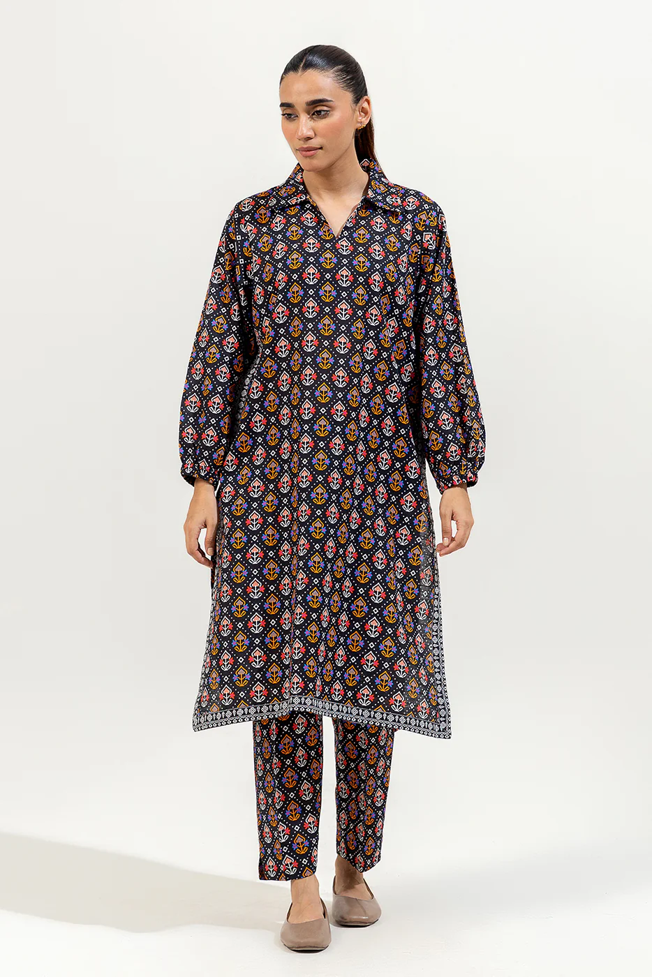 2 PIECE PRINTED KHADDAR SUIT (PRET) - Image 2