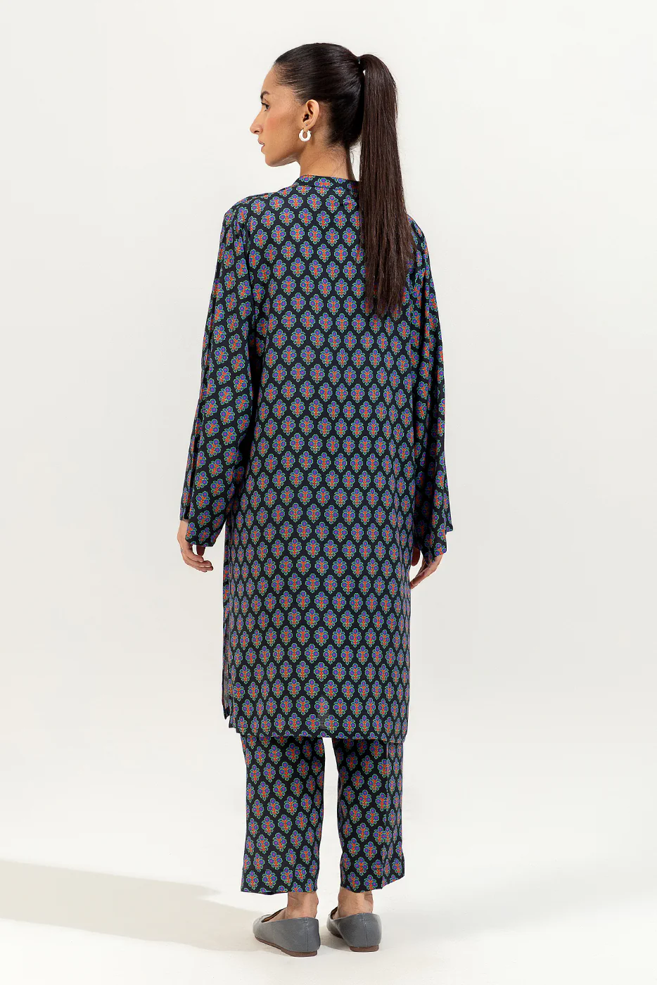2 PIECE PRINTED VISCOSE SUIT (PRET) - Image 3