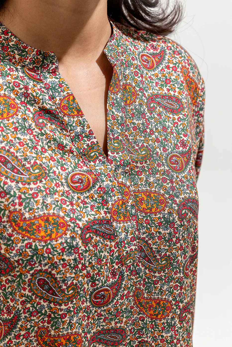 2 PIECE PRINTED VISCOSE SUIT (PRET) - Image 4