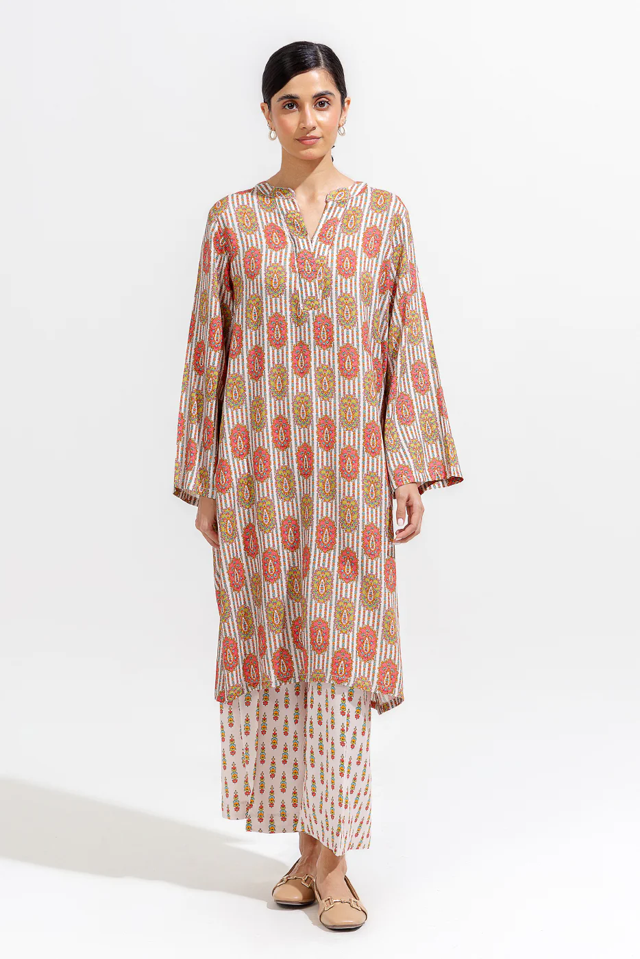 2 PIECE PRINTED VISCOSE SUIT (PRET) - Image 2