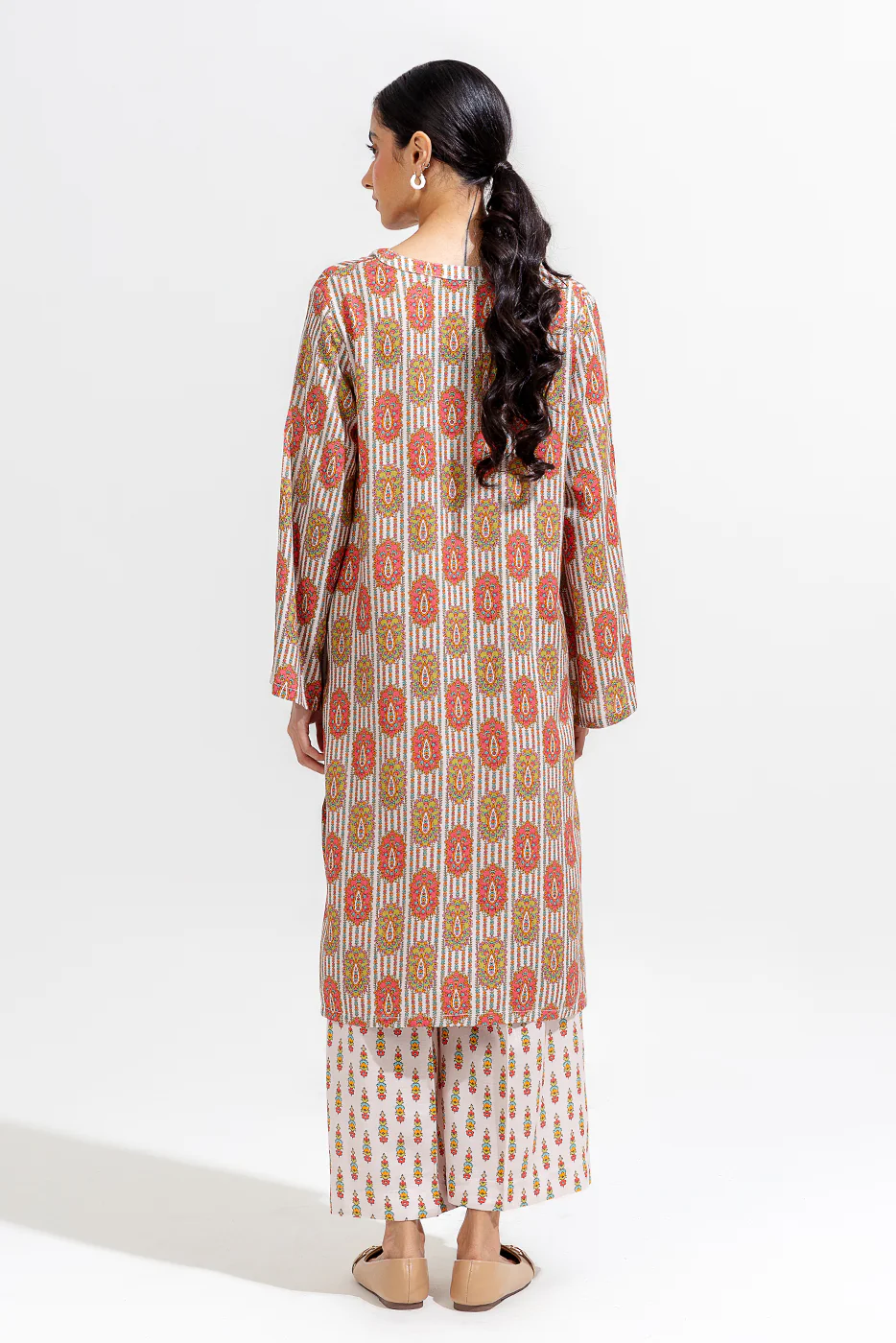2 PIECE PRINTED VISCOSE SUIT (PRET) - Image 4