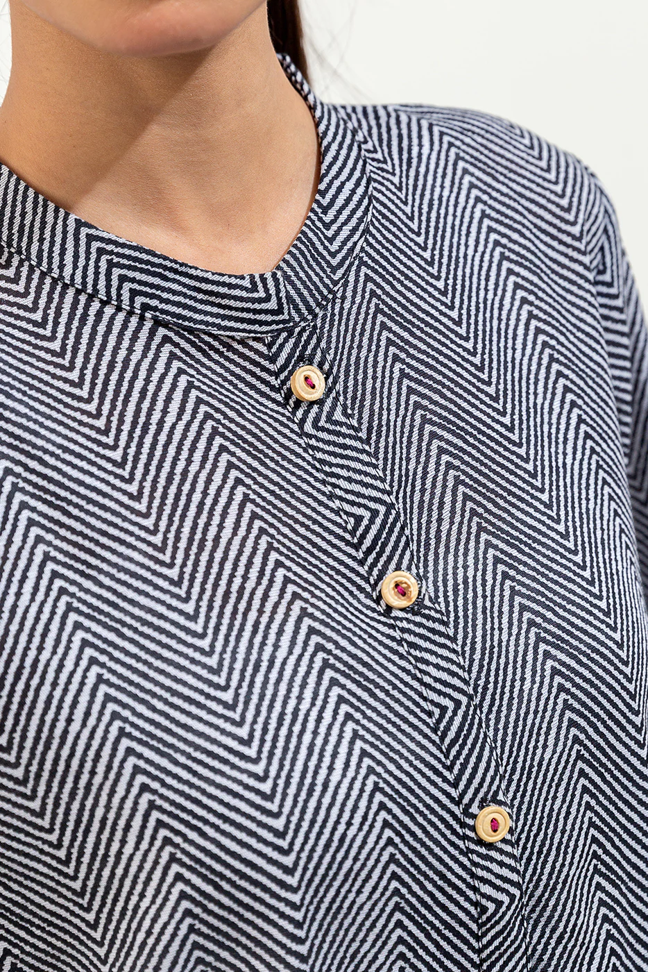 BASIC KHADDAR SHIRT (PRET) - Image 4