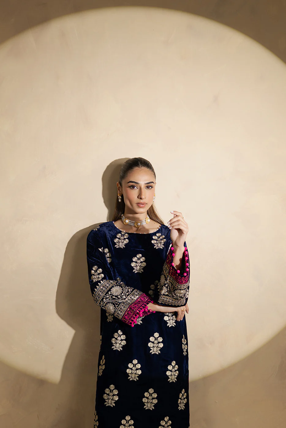 2 PIECE EMBROIDERED VELVET SUIT (LUXURY-PRET) - Image 2