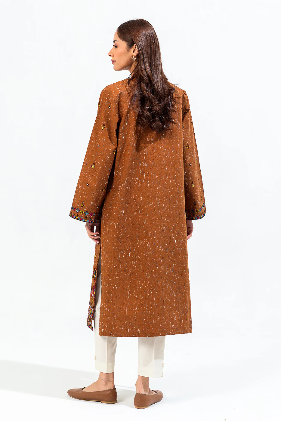 EMBROIDERED KHADDAR SHIRT (PRET) - Image 3
