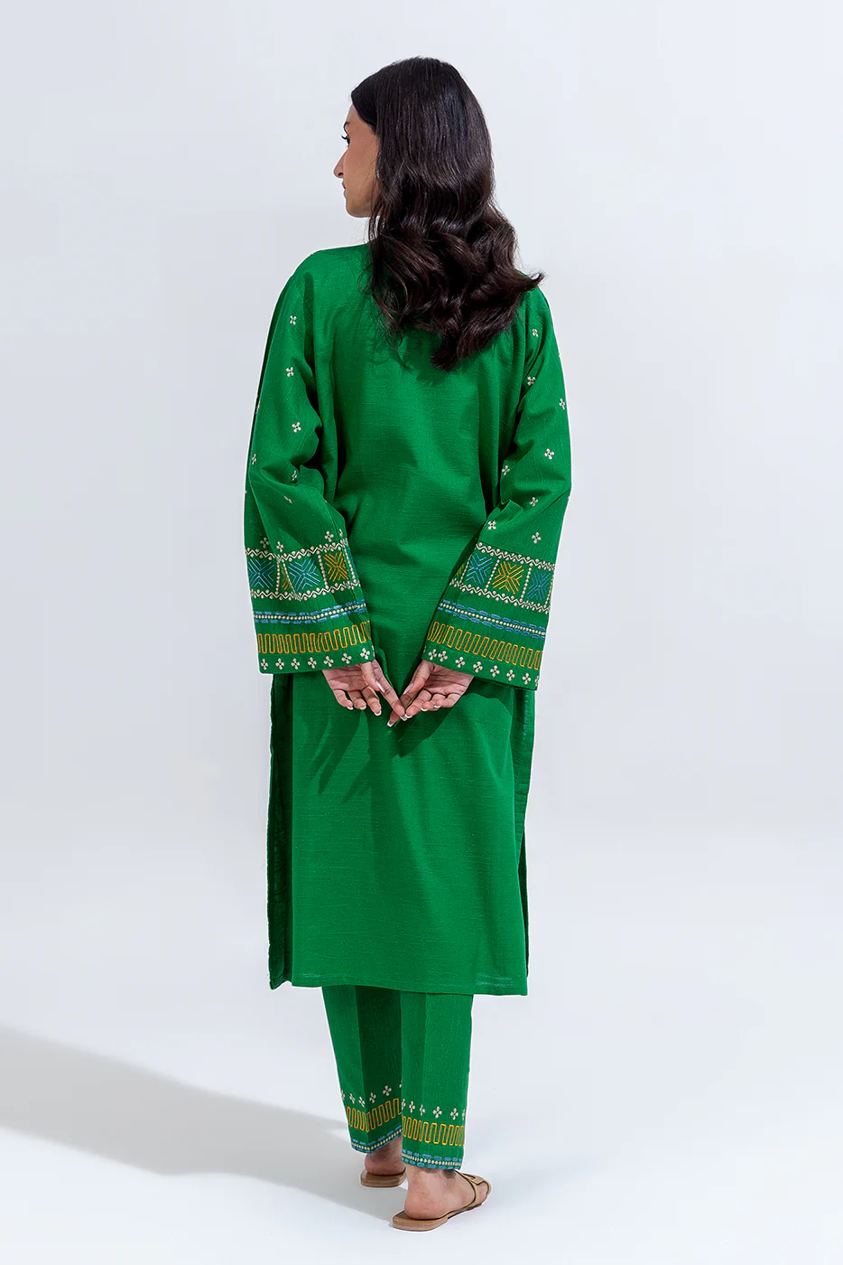 2 PIECE EMBROIDERED KHADDAR SUIT (PRET) - Image 4