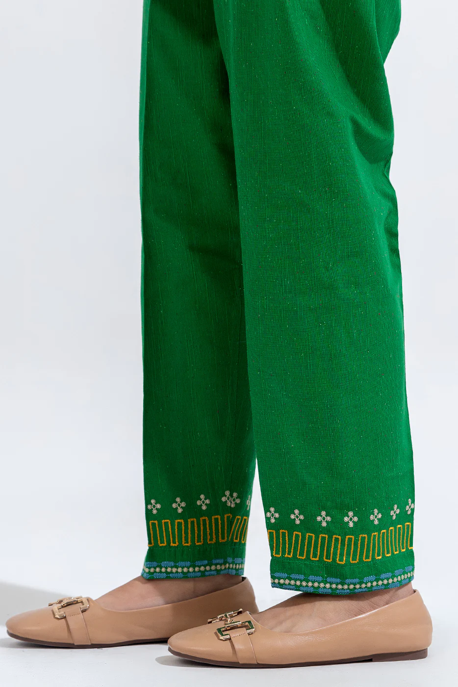 2 PIECE EMBROIDERED KHADDAR SUIT (PRET) - Image 7