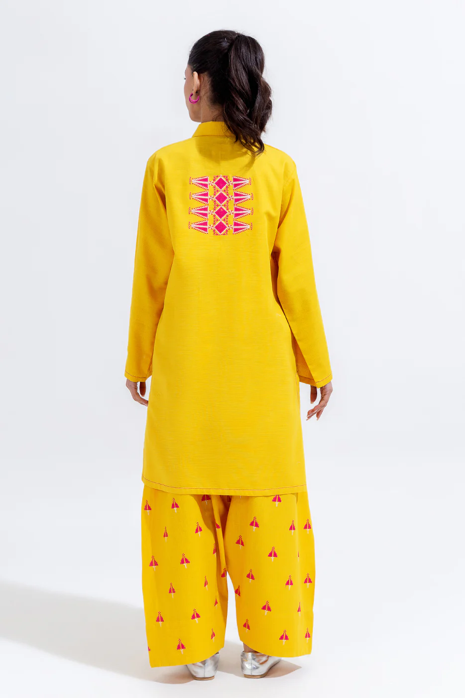 2 PIECE EMBROIDERED KHADDAR SUIT (PRET) - Image 3