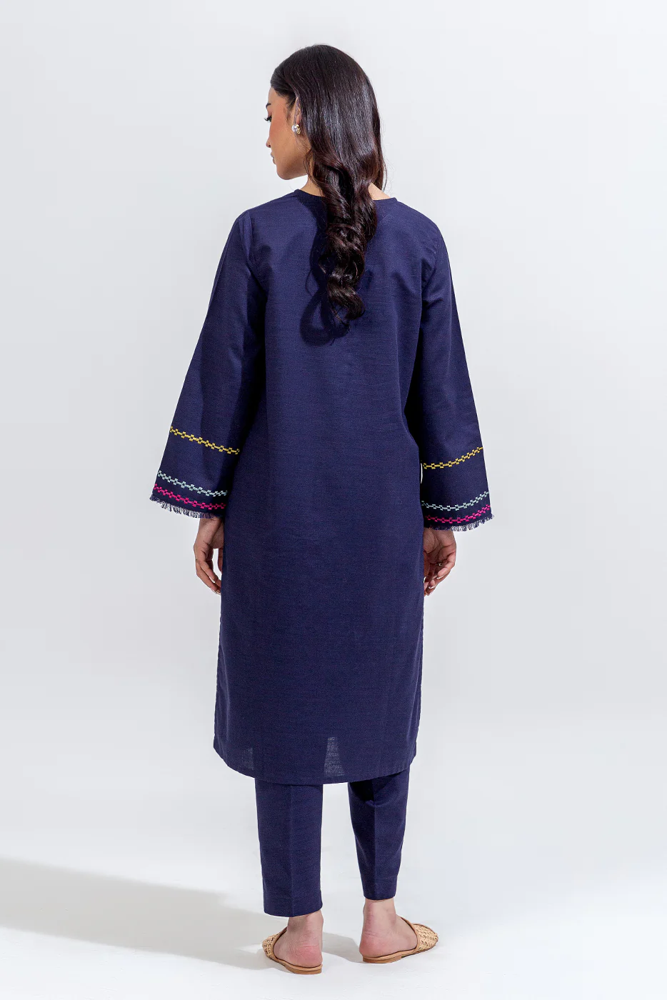 2 PIECE BASIC KHADDAR SUIT (PRET) - Image 3