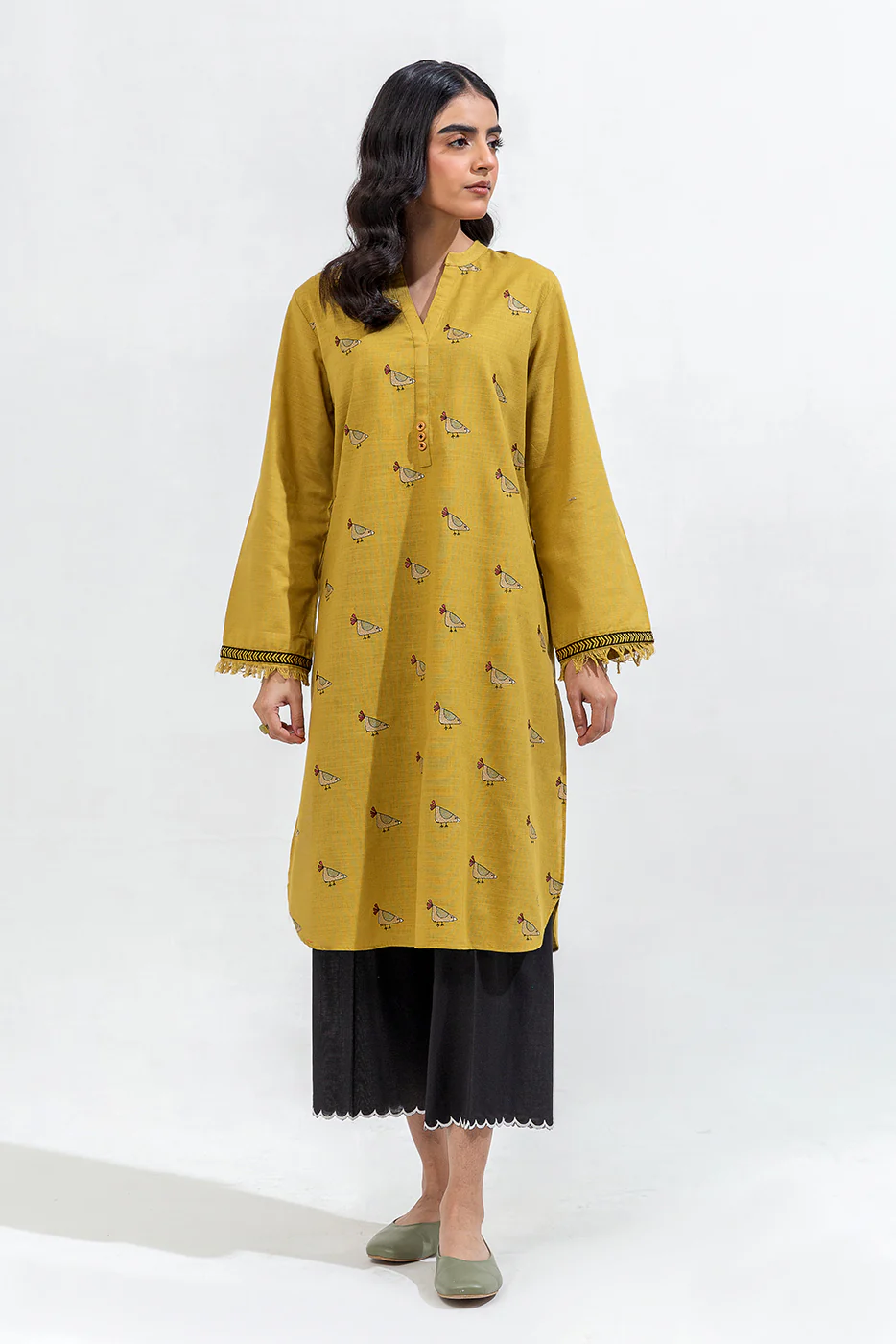 EMBROIDERED KHADDAR SHIRT (PRET) - Image 2