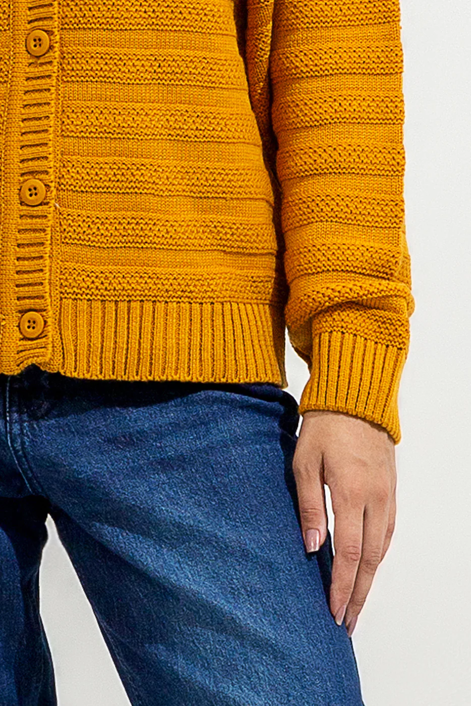 KNITTED CREW NECK CARDIGAN - Image 4