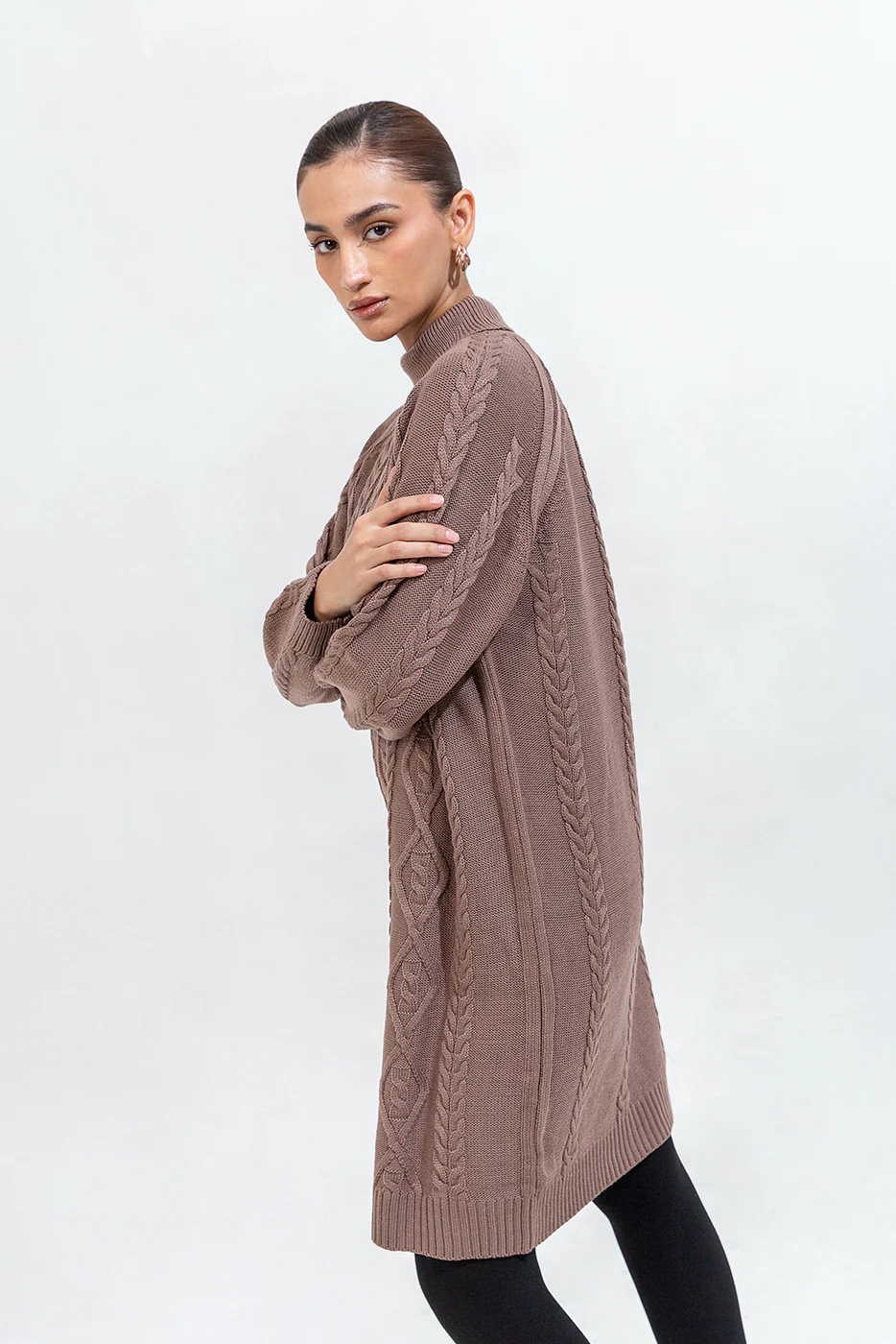 KNITTED KNEE LENGTH DRESS - Image 5