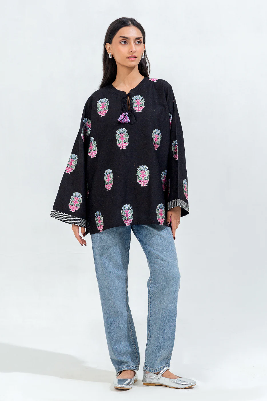 EMBROIDERED KHADDAR SHIRT (PRET) - Image 2