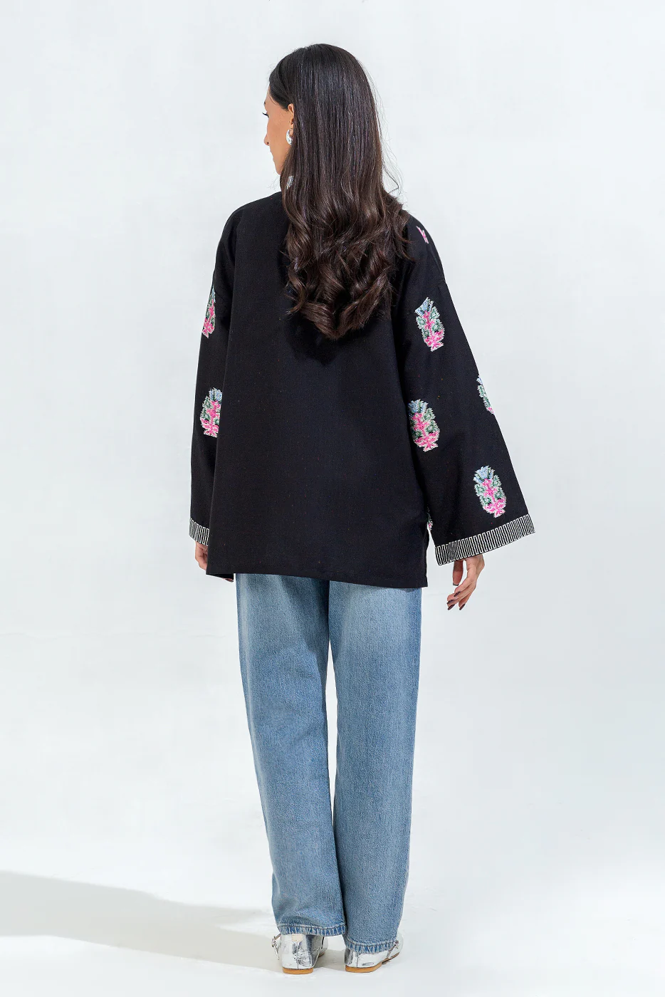 EMBROIDERED KHADDAR SHIRT (PRET) - Image 3