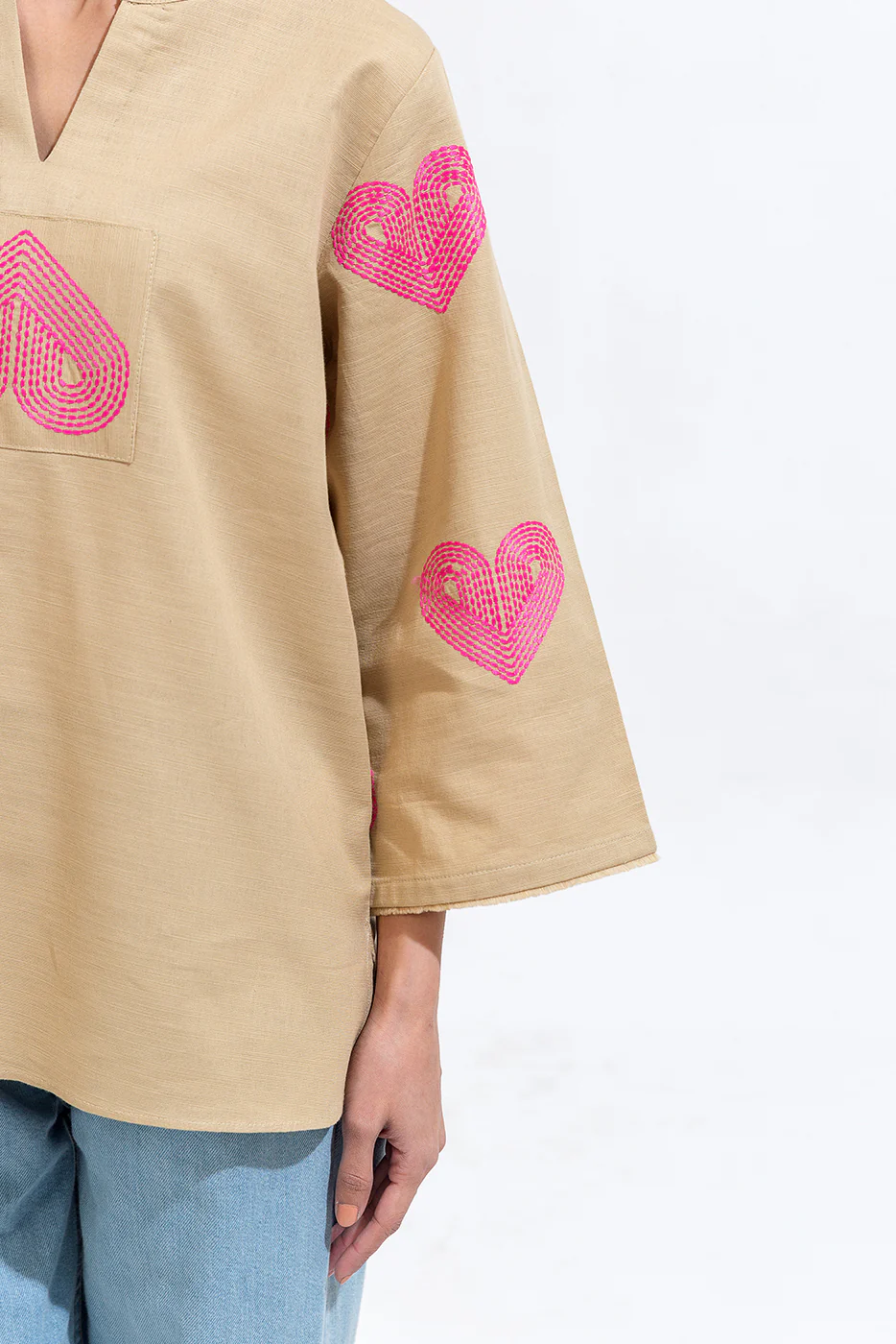 EMBROIDERED KHADDAR TOP (PRET) - Image 5
