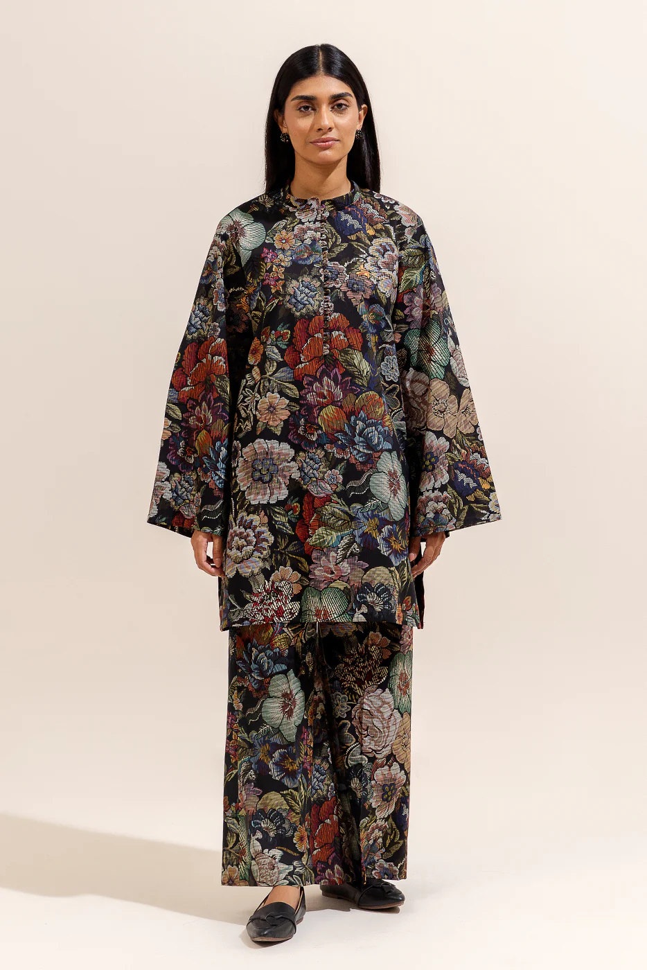 2 PIECE PRINTED LINEN SUIT-FLORAL WEAVE (UNSTITCHED) - Image 2