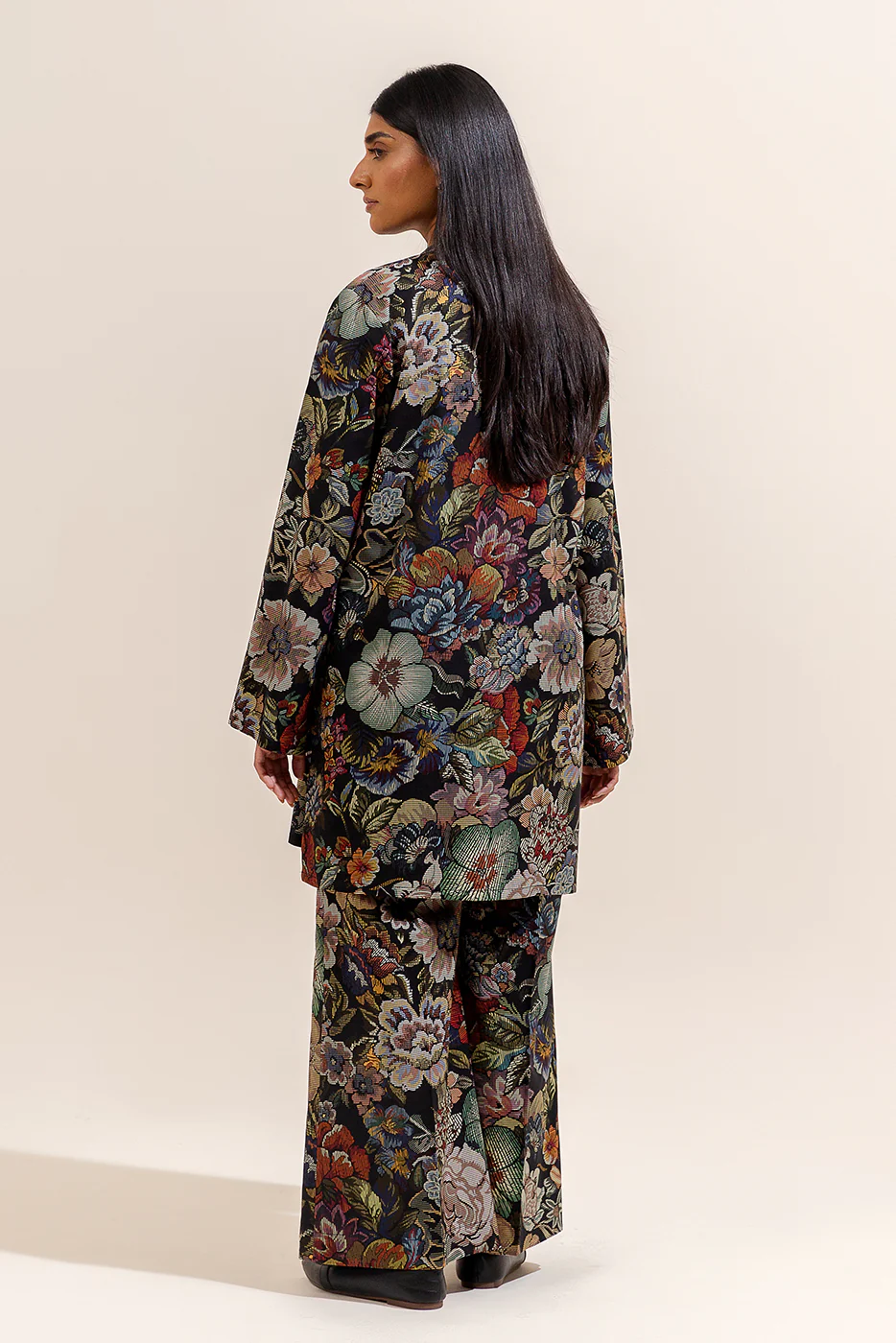 2 PIECE PRINTED LINEN SUIT-FLORAL WEAVE (UNSTITCHED) - Image 3