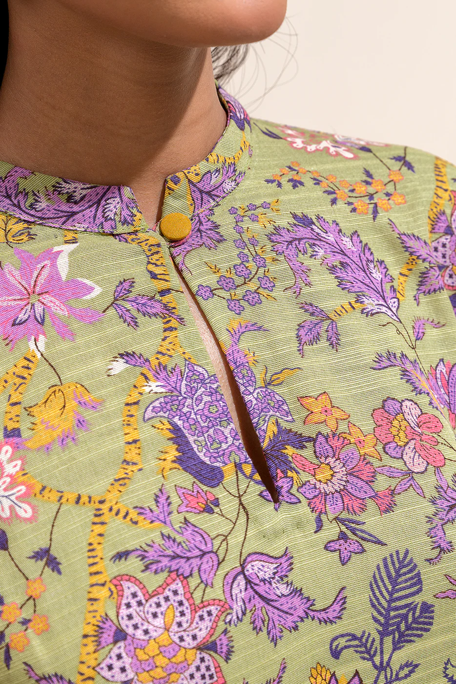 2 PIECE PRINTED KHADDAR SUIT-LAVENDER BLOOM (UNSTITCHED) - Image 4