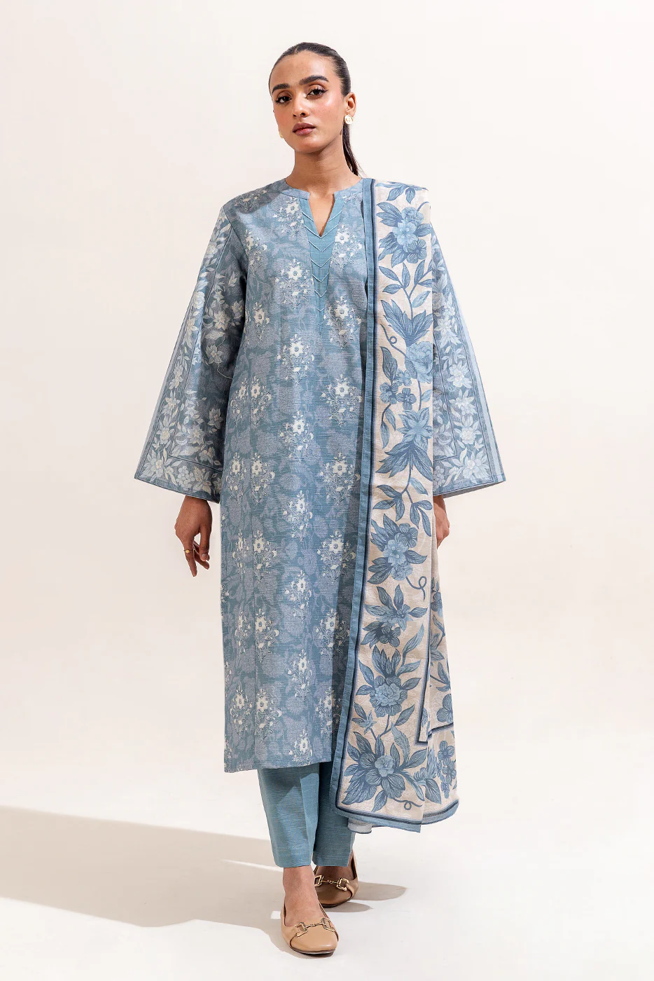 3 PIECE PRINTED KHADDAR SUIT-ARONA FLOW (UNSTITCHED) - Image 2