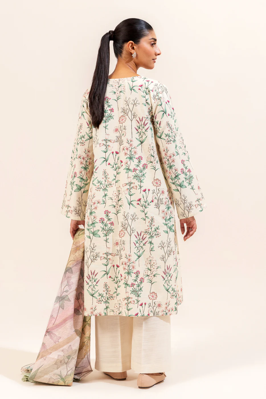 3 PIECE PRINTED KHADDAR SUIT-SAND BLOOM (UNSTITCHED) - Image 5