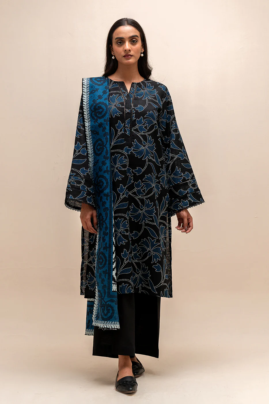 3 PIECE PRINTED KHADDAR SUIT-CEDAR STITCH (UNSTITCHED) - Image 2