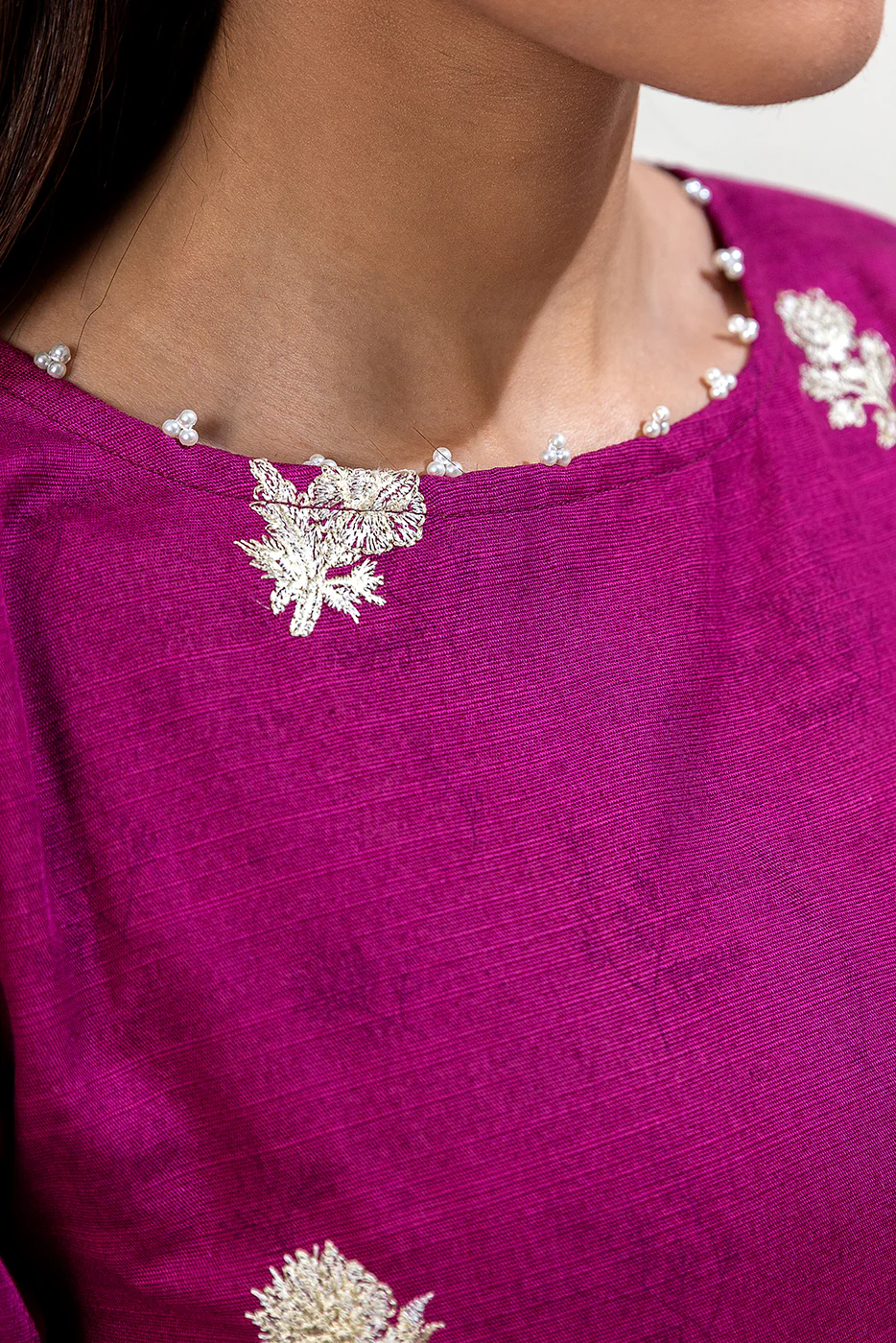 2 PIECE EMBROIDERED KHADDAR SUIT-PLUM RADIANCE (UNSTITCHED) - Image 4