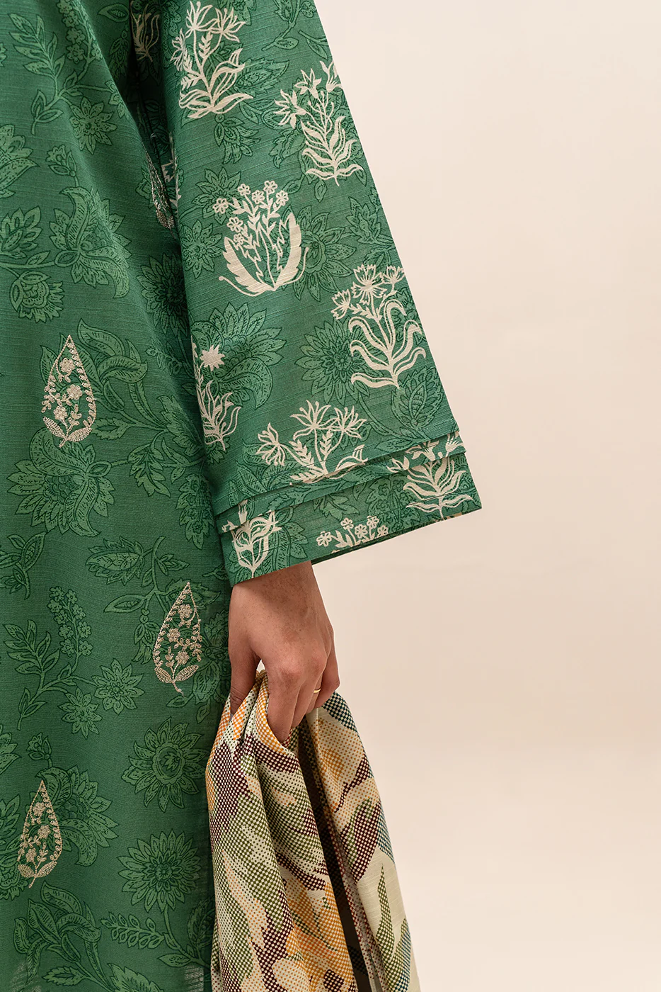 2 PIECE EMBROIDERED KHADDAR SUIT-SAGE PEARL (UNSTITCHED) - Image 5