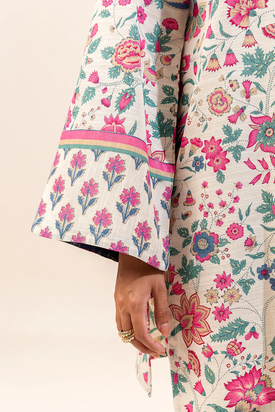 2 PIECE EMBROIDERED KHADDAR SUIT-PRISTINE FLORID (UNSTITCHED) - Image 5