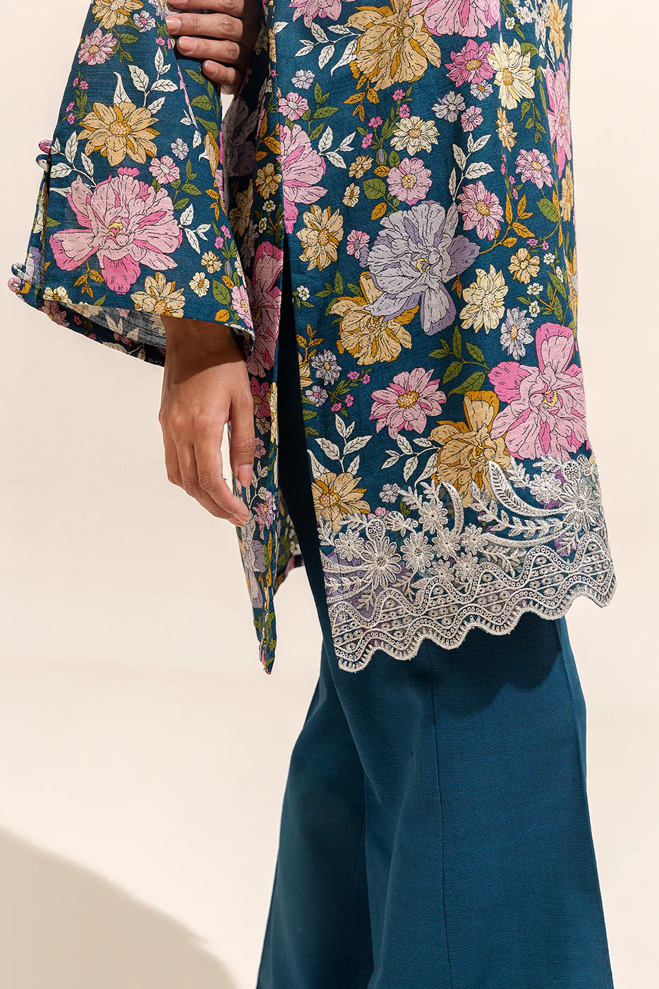 2 PIECE EMBROIDERED KHADDAR SUIT-MAJESTIC TEAL (UNSTITCHED) - Image 2