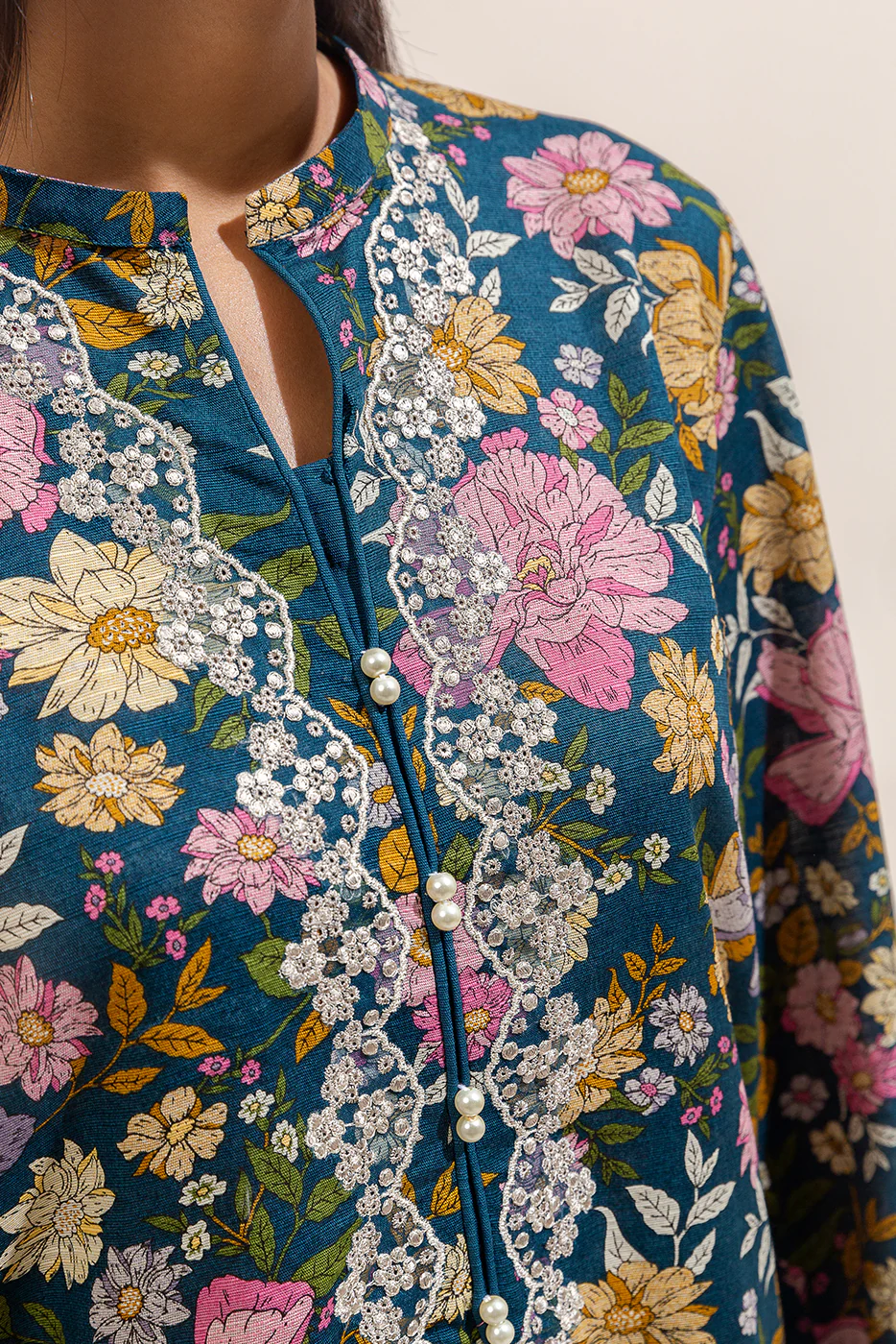 2 PIECE EMBROIDERED KHADDAR SUIT-MAJESTIC TEAL (UNSTITCHED) - Image 5