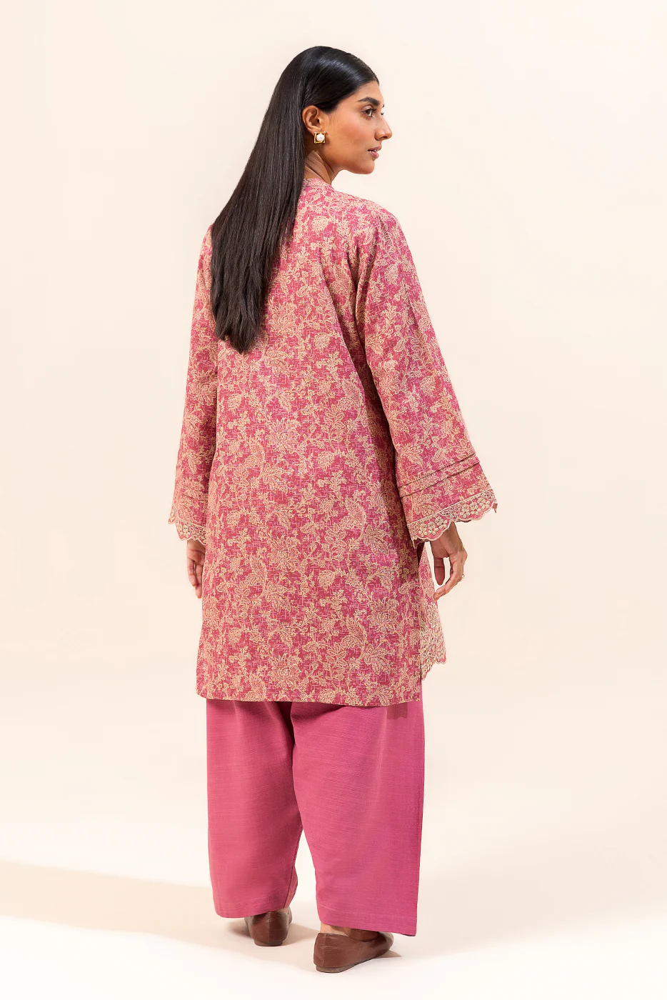 2 PIECE EMBROIDERED KHADDAR SUIT-CARDINAL GLEAM (UNSTITCHED) - Image 5