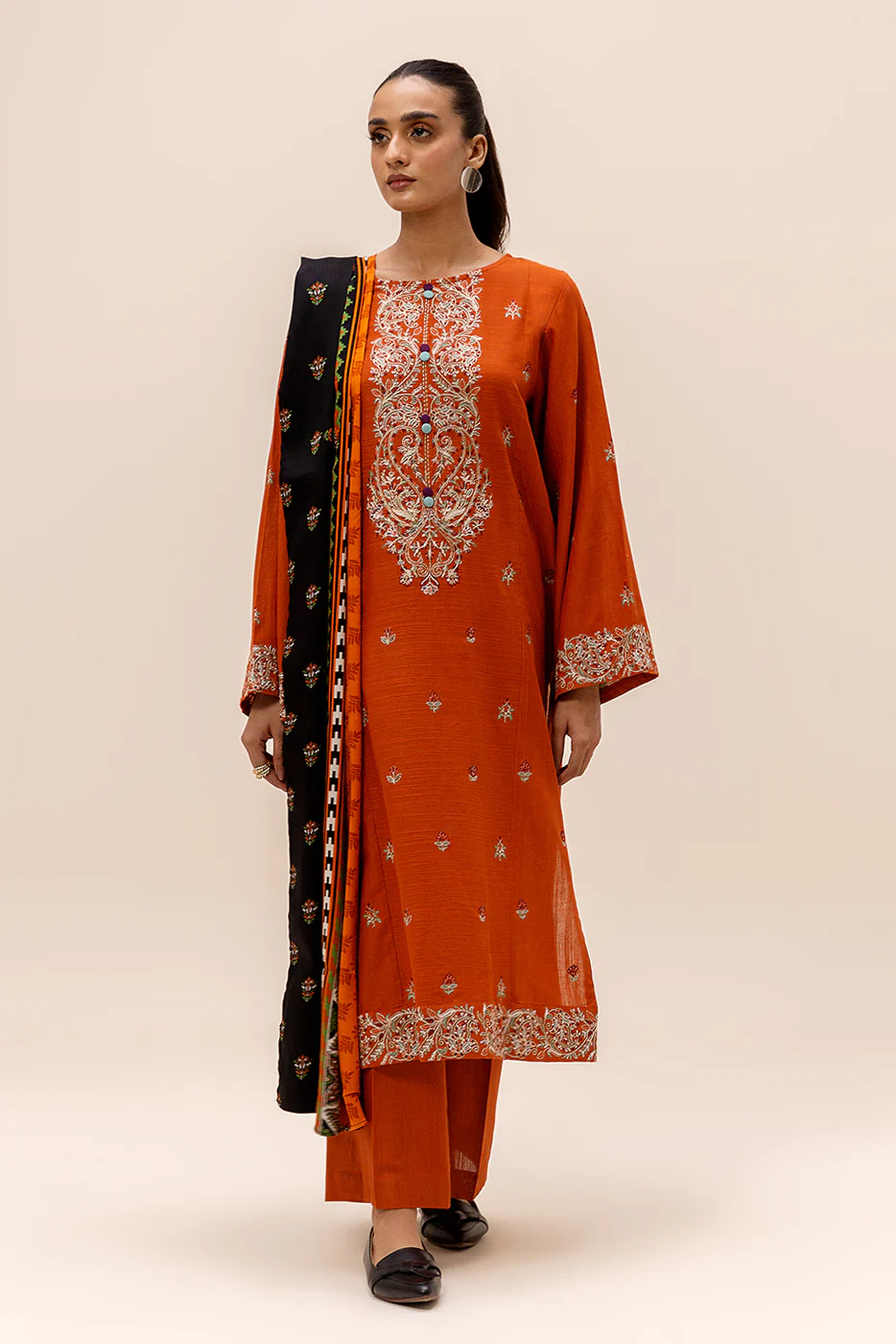3 PIECE EMBROIDERED KHADDAR SUIT-SEDONA DRAPE (UNSTITCHED) - Image 2