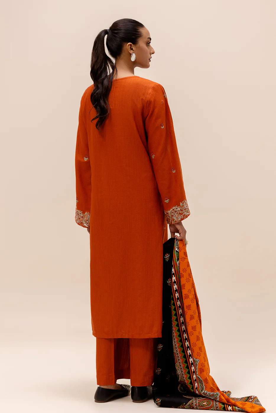 3 PIECE EMBROIDERED KHADDAR SUIT-SEDONA DRAPE (UNSTITCHED) - Image 4