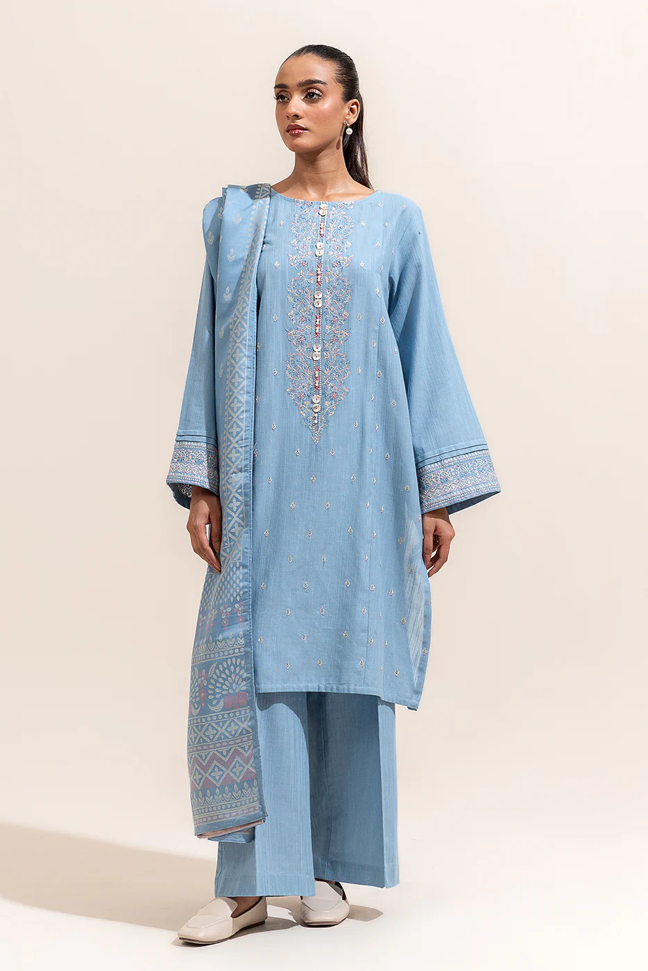 3 PIECE EMBROIDERED KHADDAR SUIT-SHEER BLISS (UNSTITCHED) - Image 2