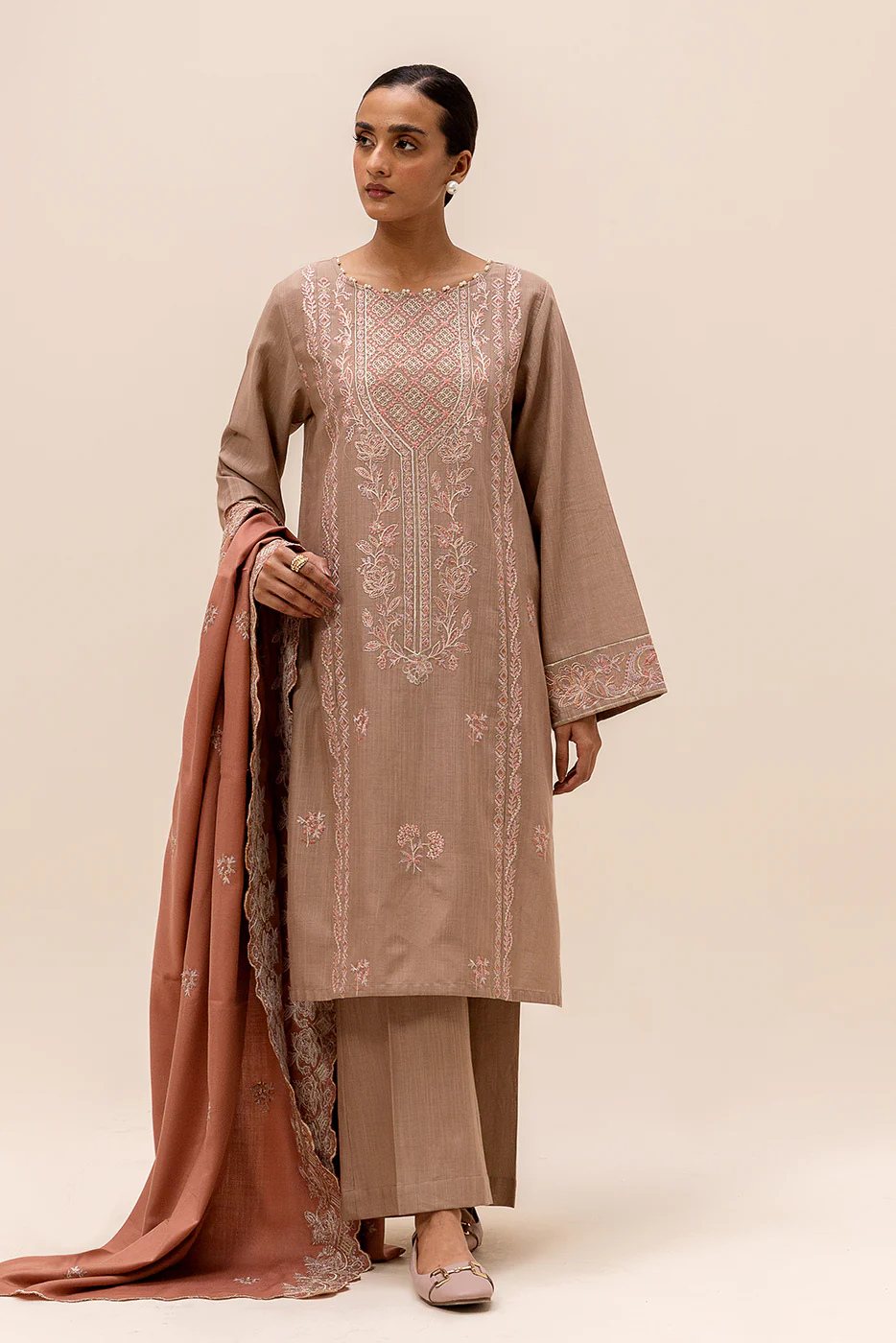 3 PIECE EMBROIDERED KHADDAR SUIT-PRIMROSE ASH (UNSTITCHED) - Image 4
