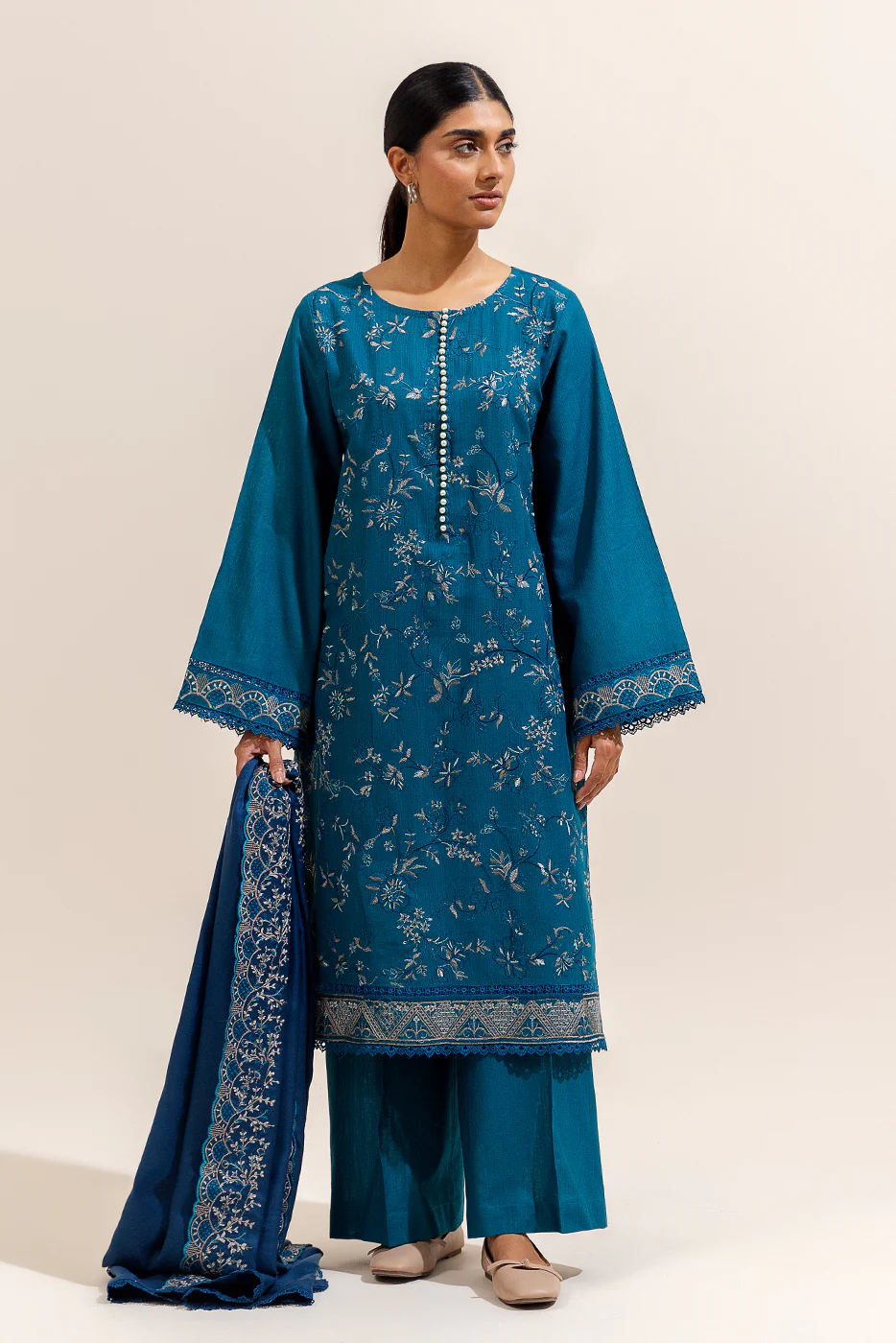 3 PIECE EMBROIDERED KHADDAR SUIT-GARDEN BLISS (UNSTITCHED) - Image 4