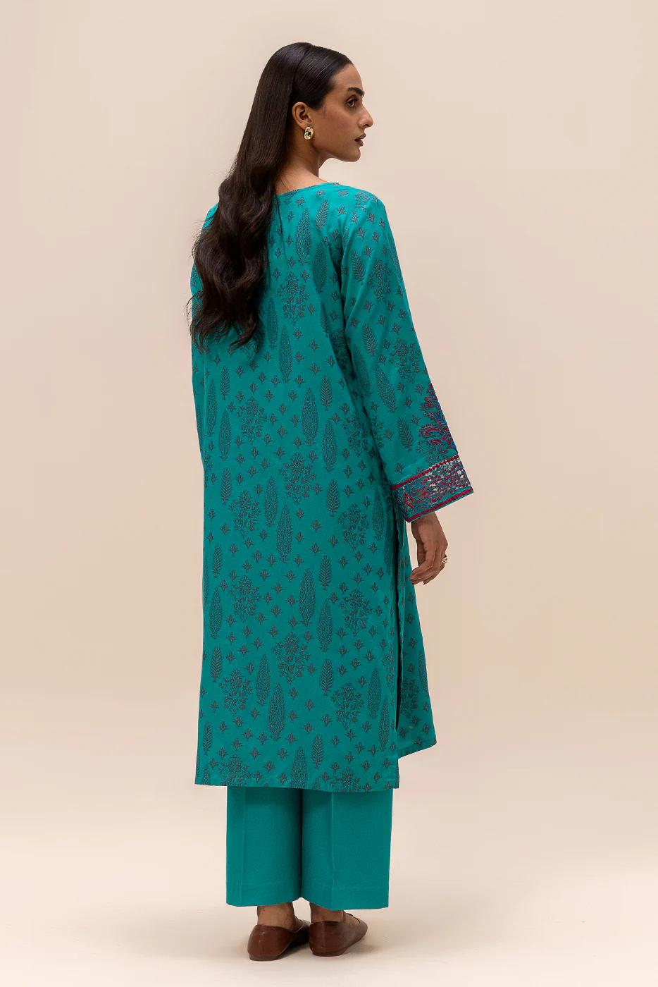 2 PIECE EMBROIDERED JACQUARD SUIT-OCEAN GLINT (UNSTITCHED) - Image 3