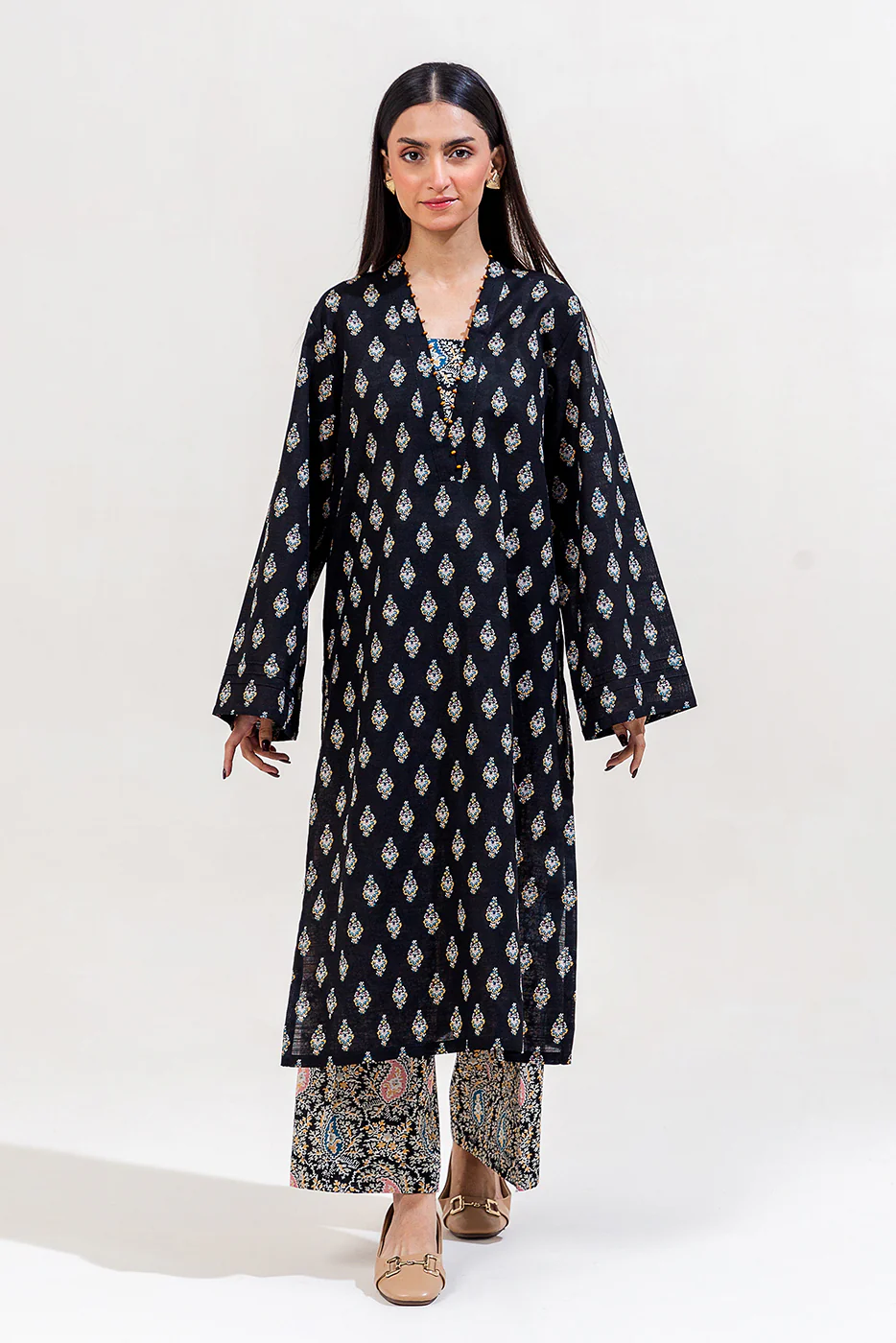 2 PIECE PRINTED KHADDAR SUIT-SABLE SERENE (UNSTITCHED) - Image 2